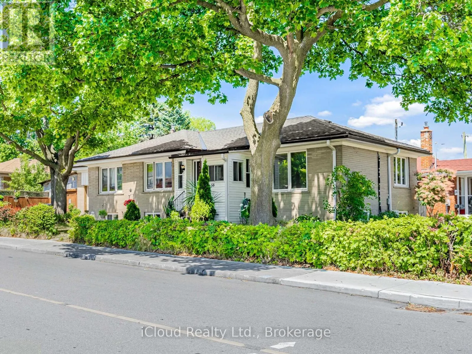 58 JANET BOULEVARD