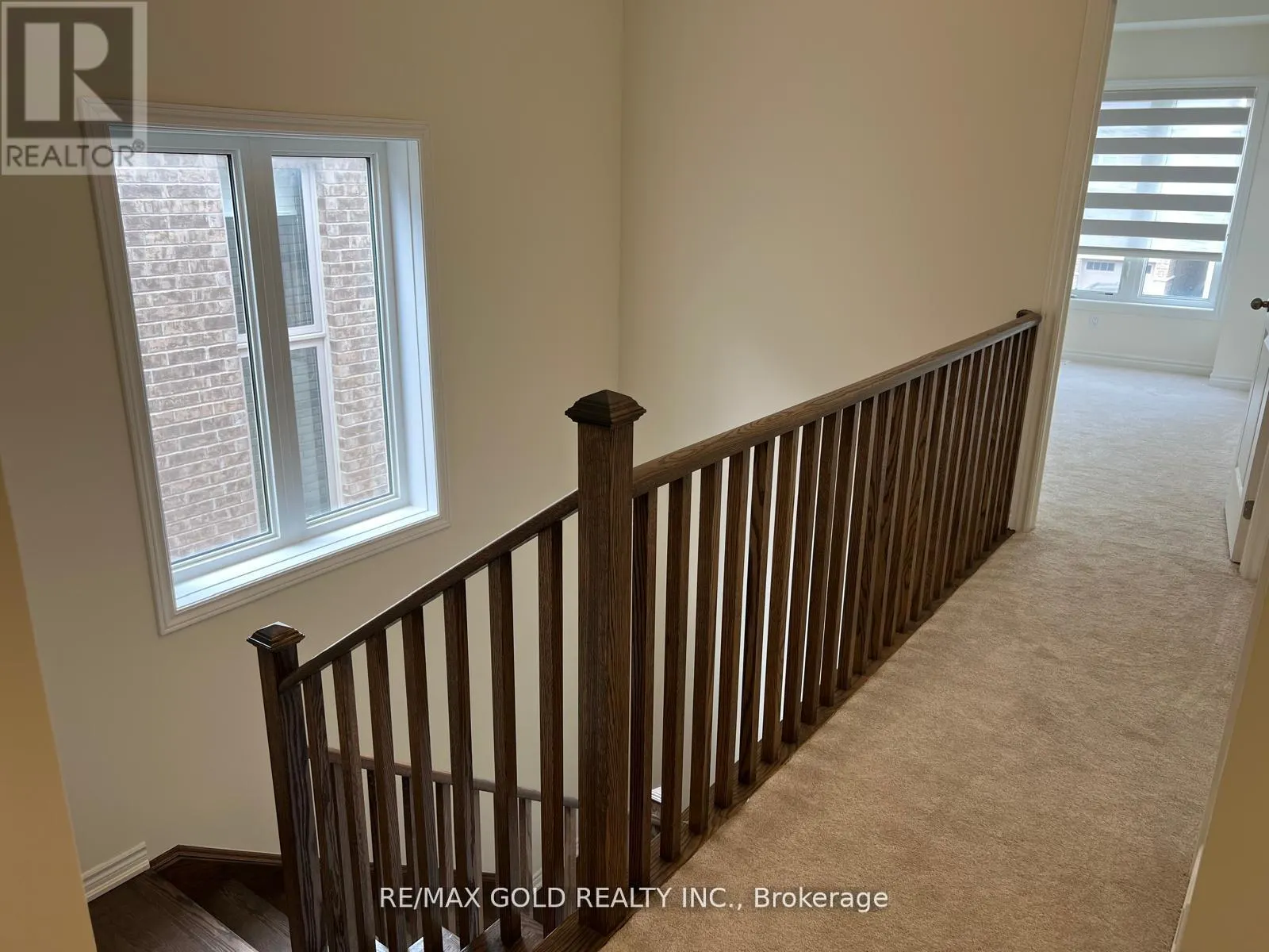UPPER - 888 REXTON DRIVE