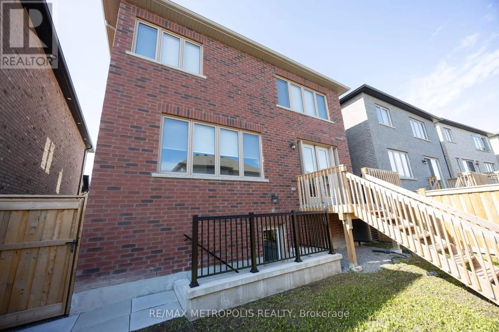 BSMT - 2482 FLORENTINE PLACE