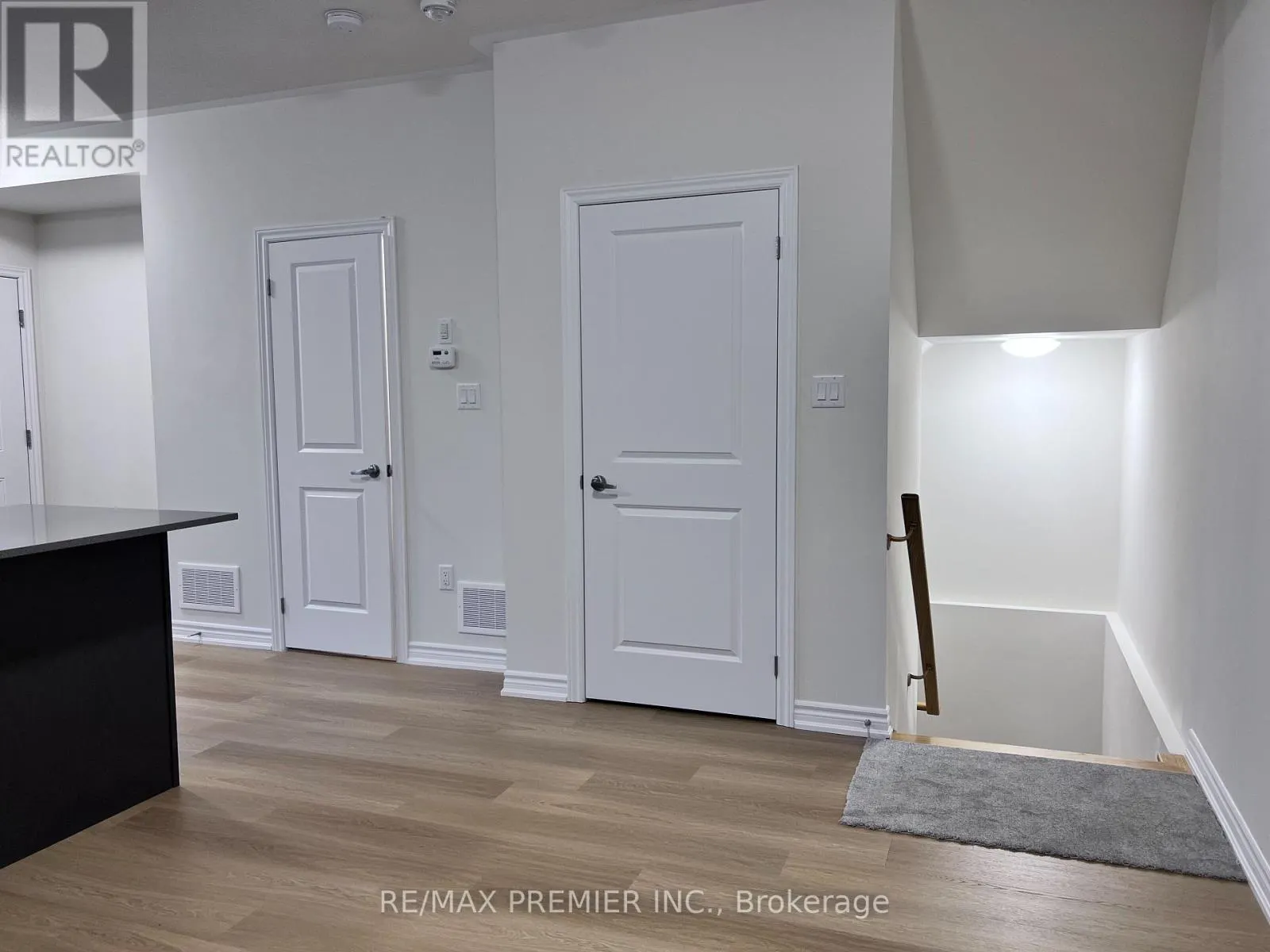2 - 480 BERESFORD PATH