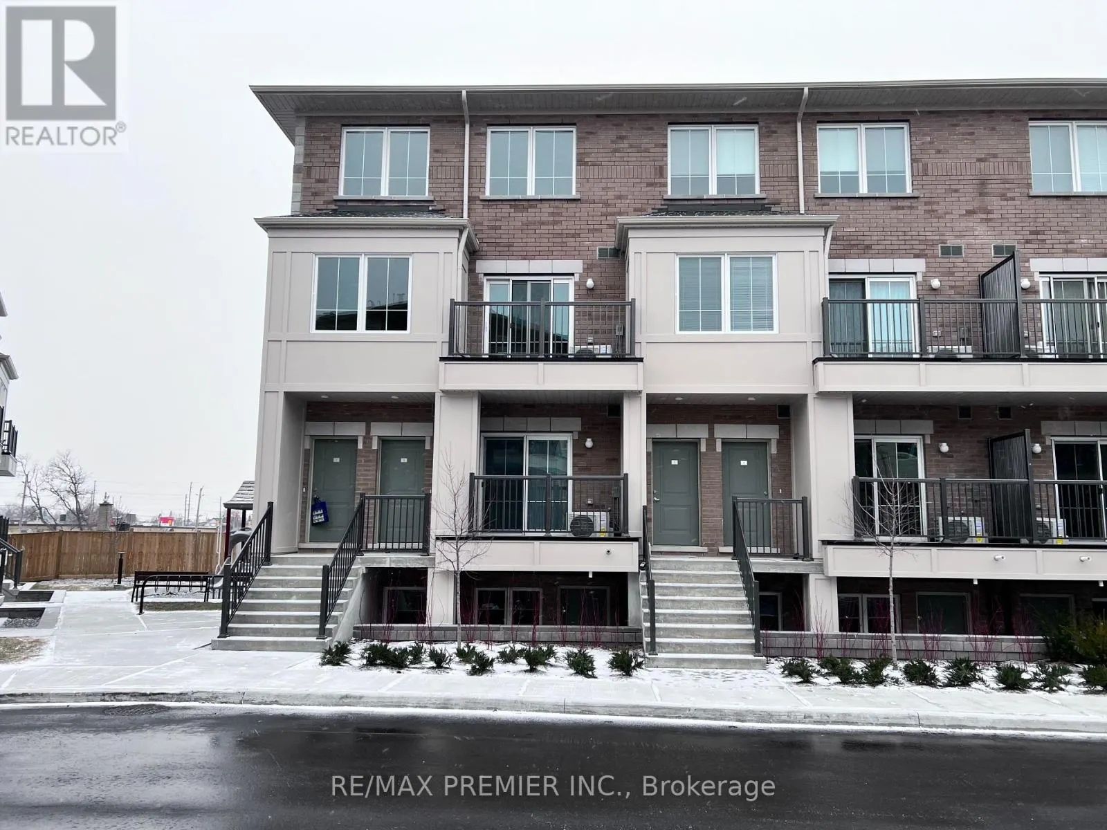 2 - 480 BERESFORD PATH