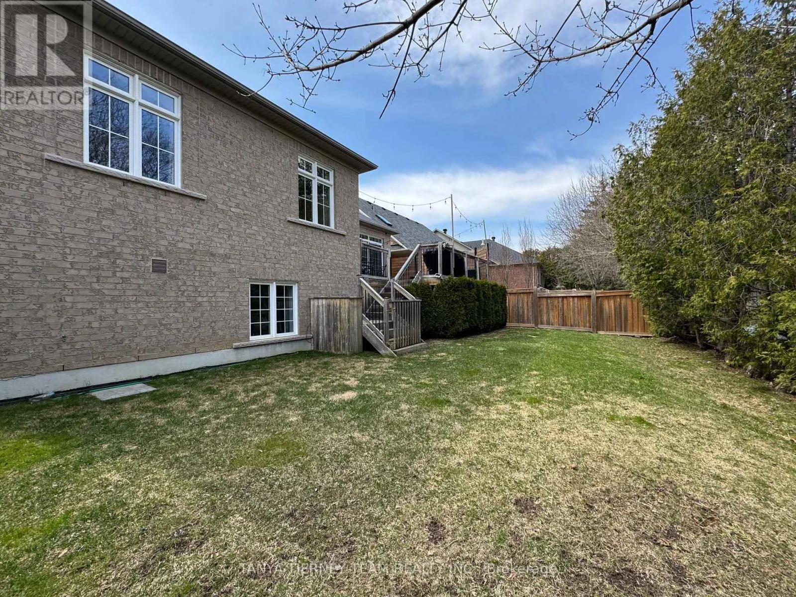 49 MONTANA CRESCENT