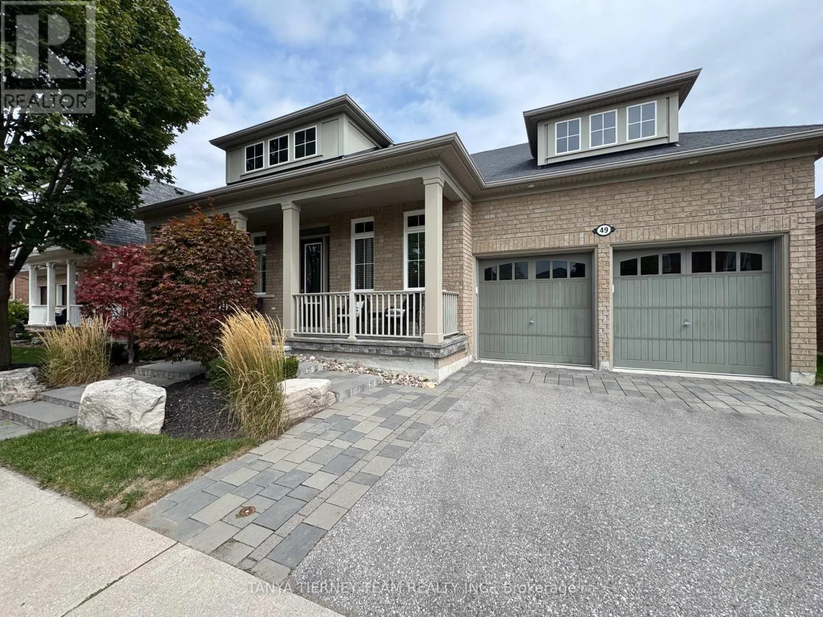 49 MONTANA CRESCENT