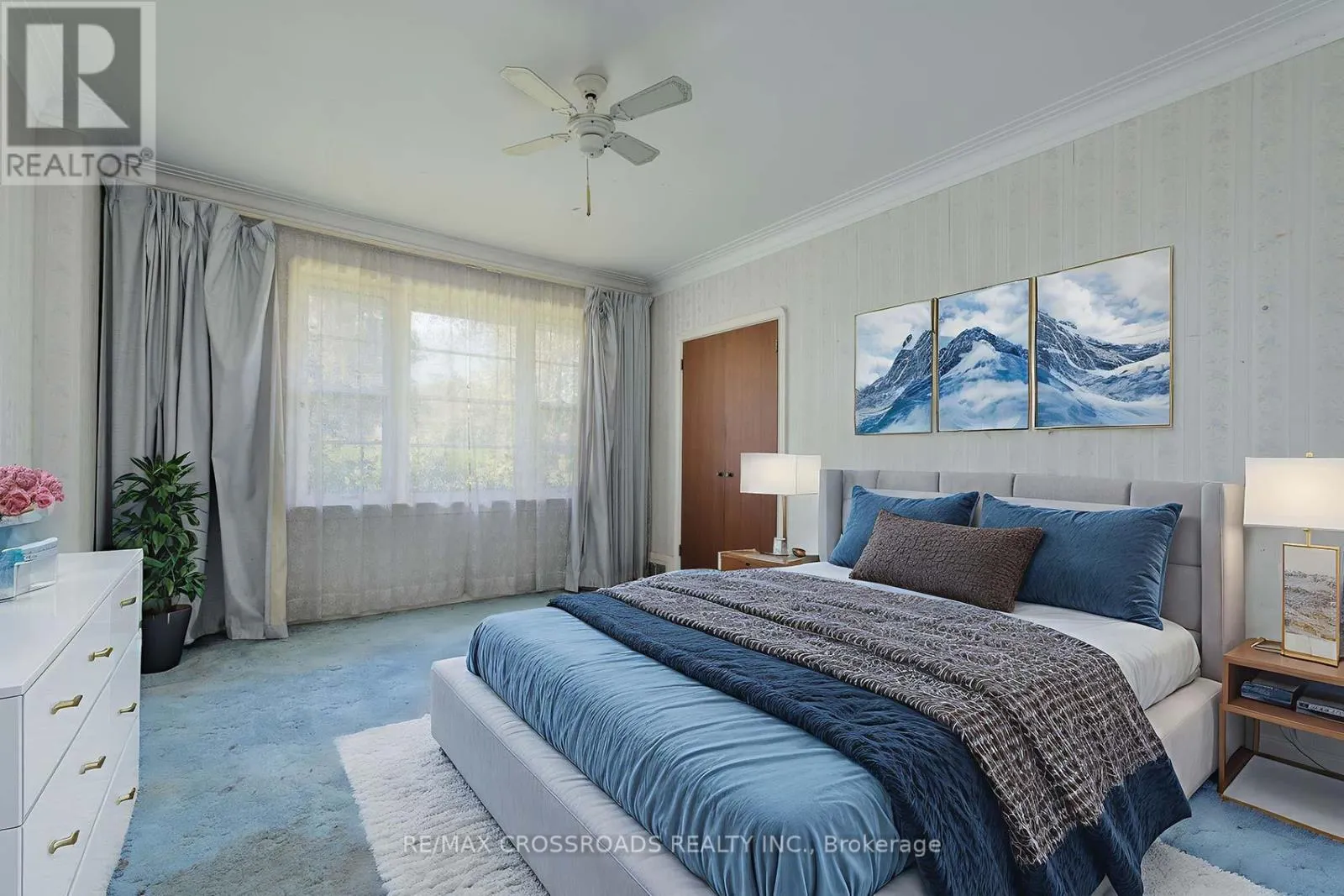 11 FAIRCROFT BOULEVARD
