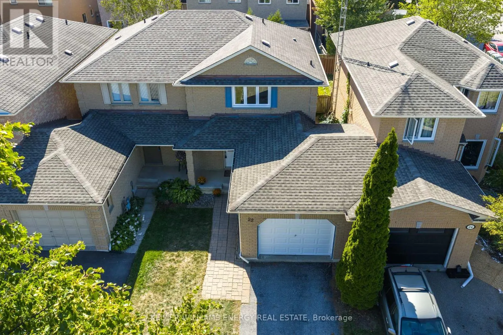 22 SHORT CRESCENT