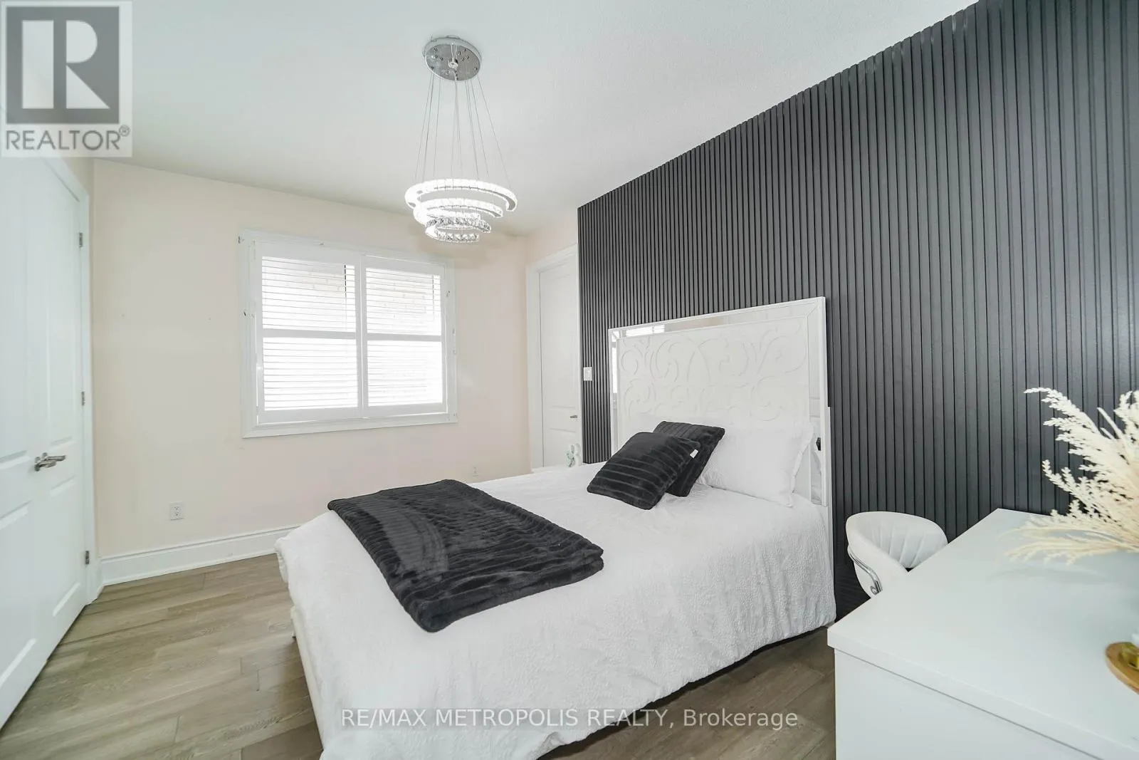 141 AUCKLAND DRIVE