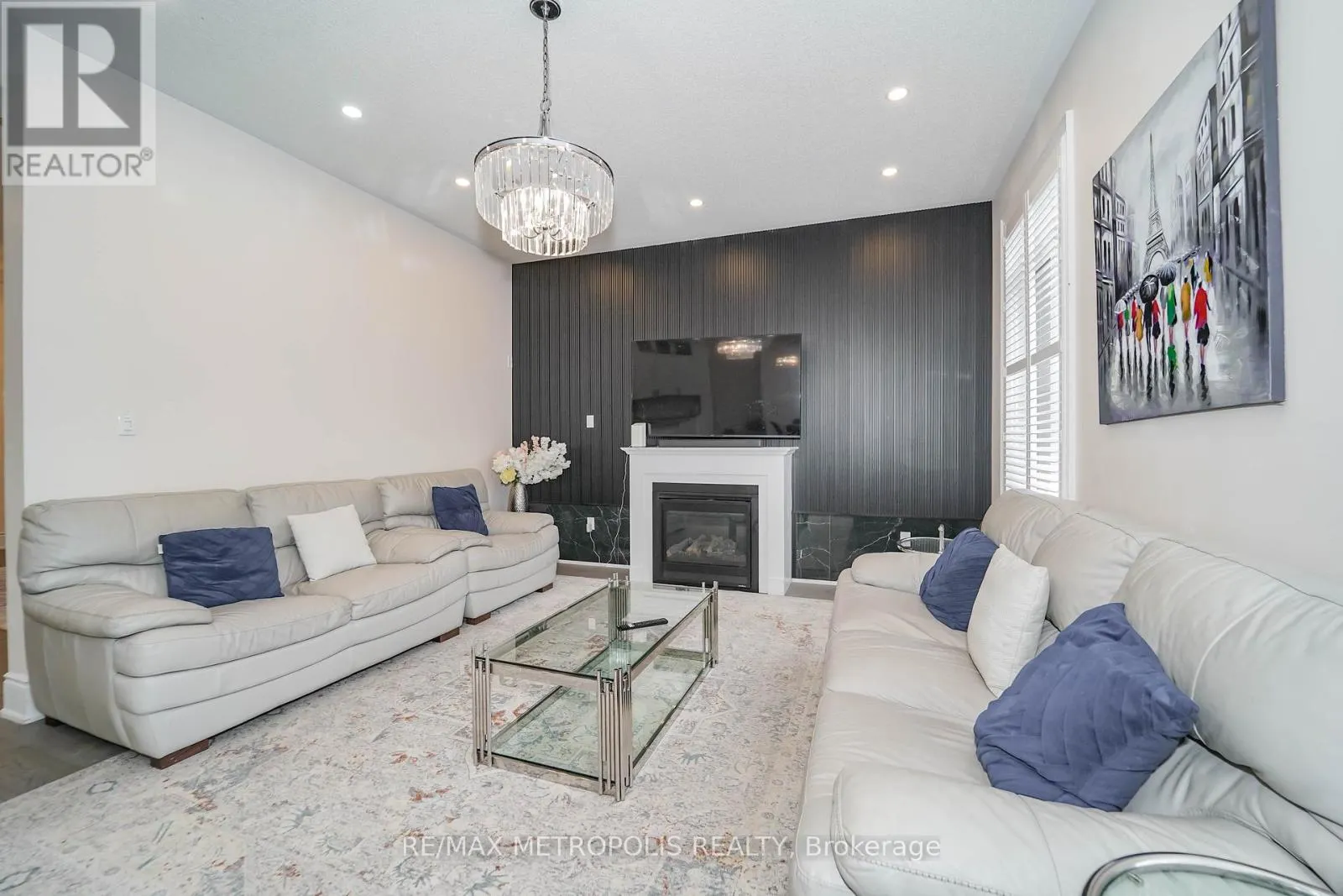 141 AUCKLAND DRIVE
