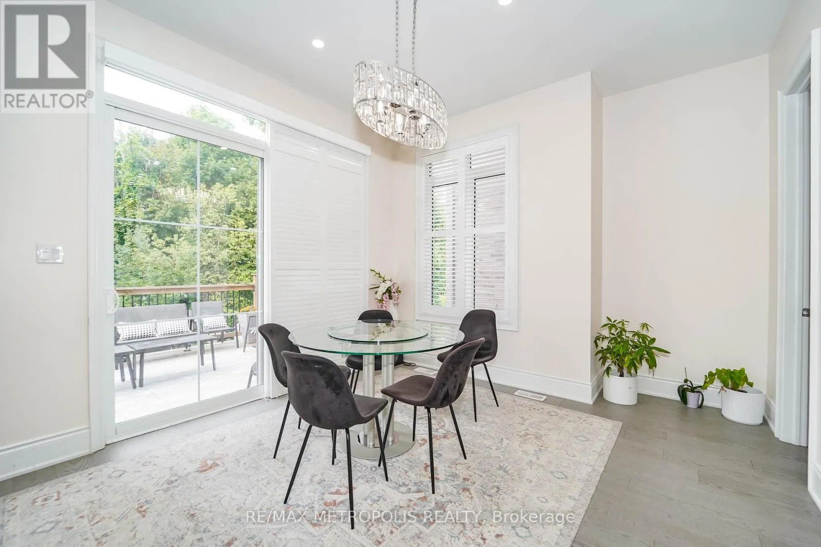 141 AUCKLAND DRIVE
