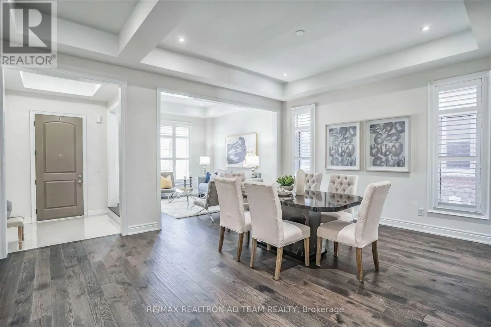 19 PENNINE DRIVE