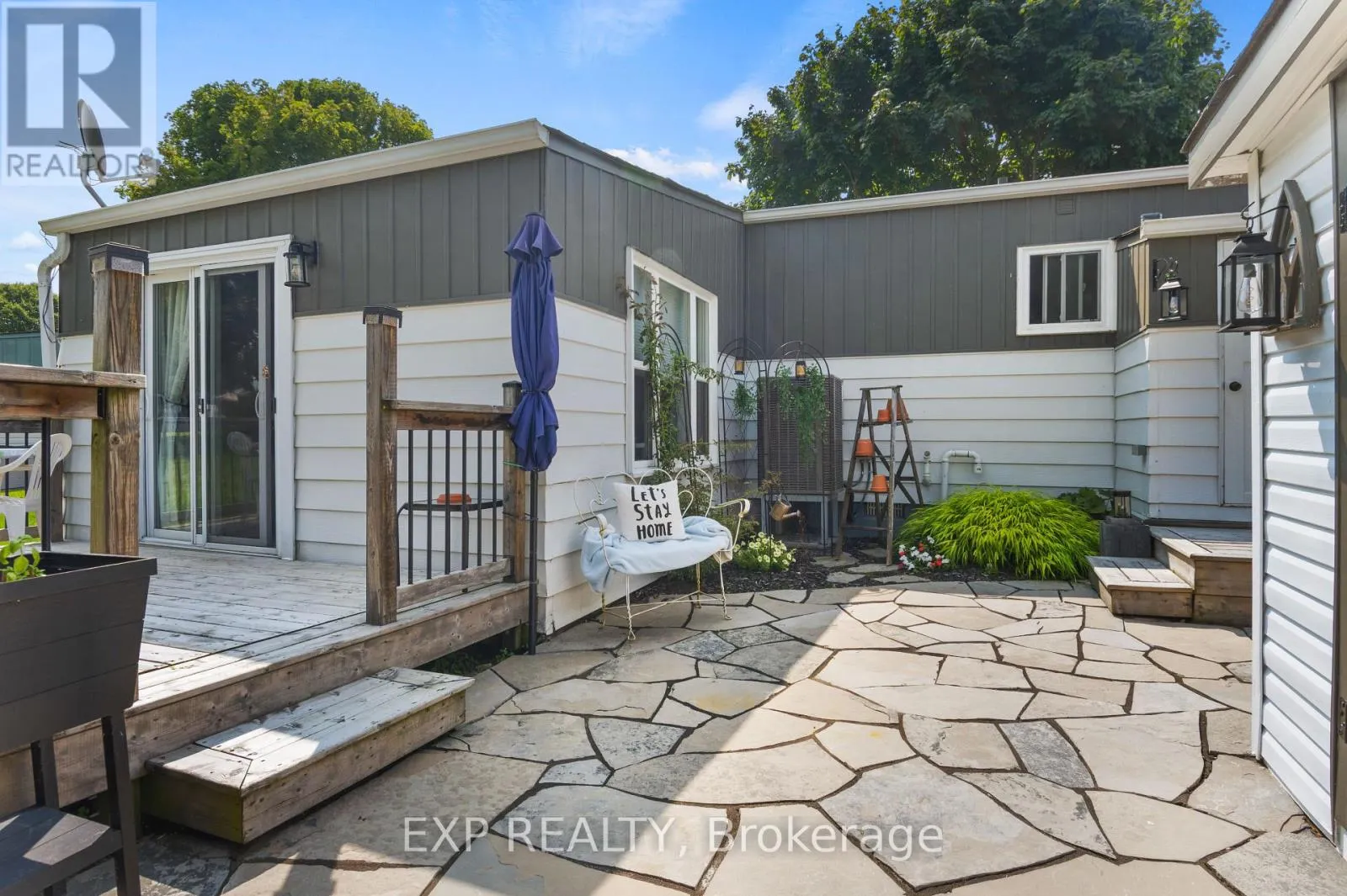 44 BLUFFS ROAD