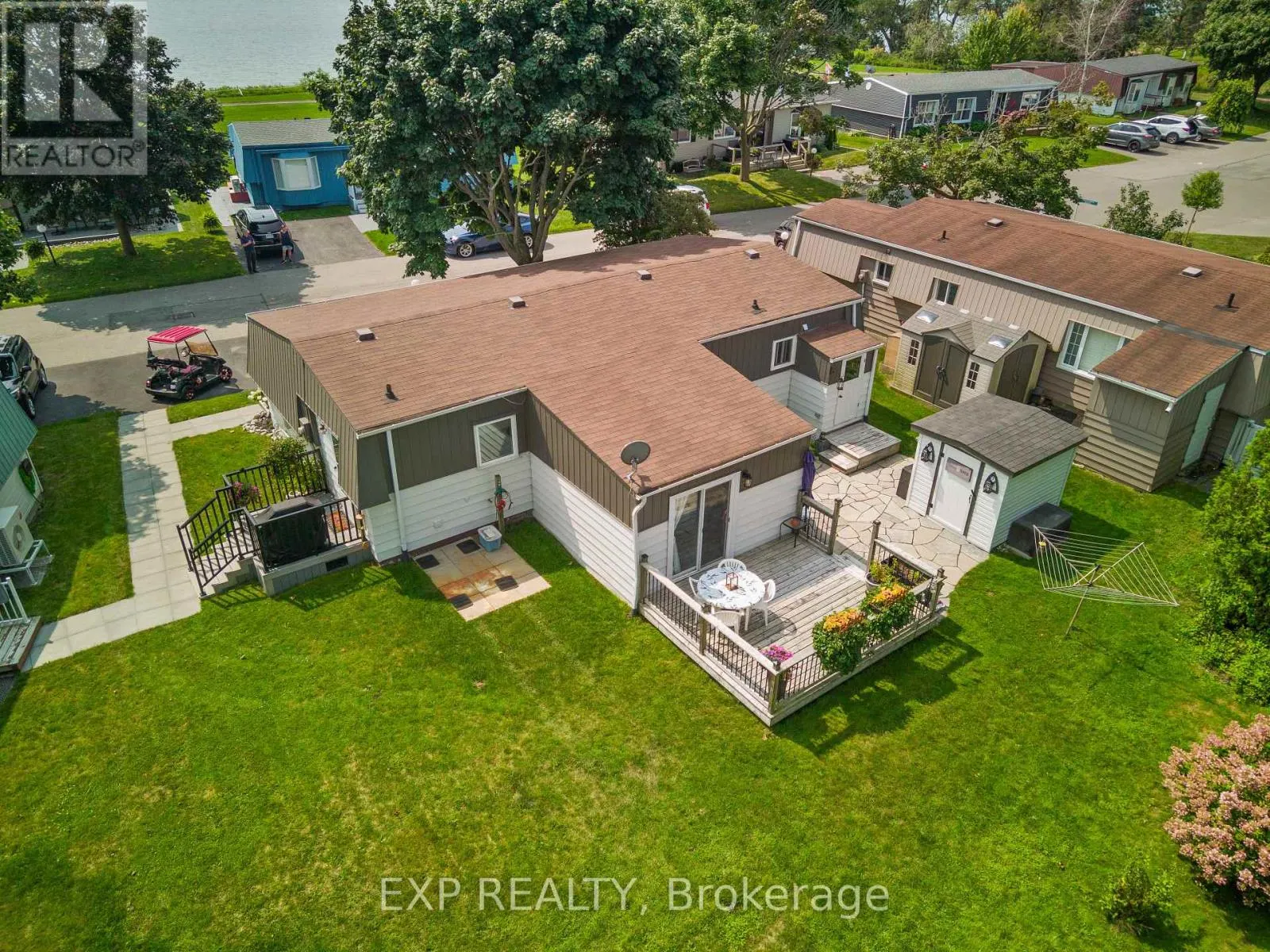 44 BLUFFS ROAD