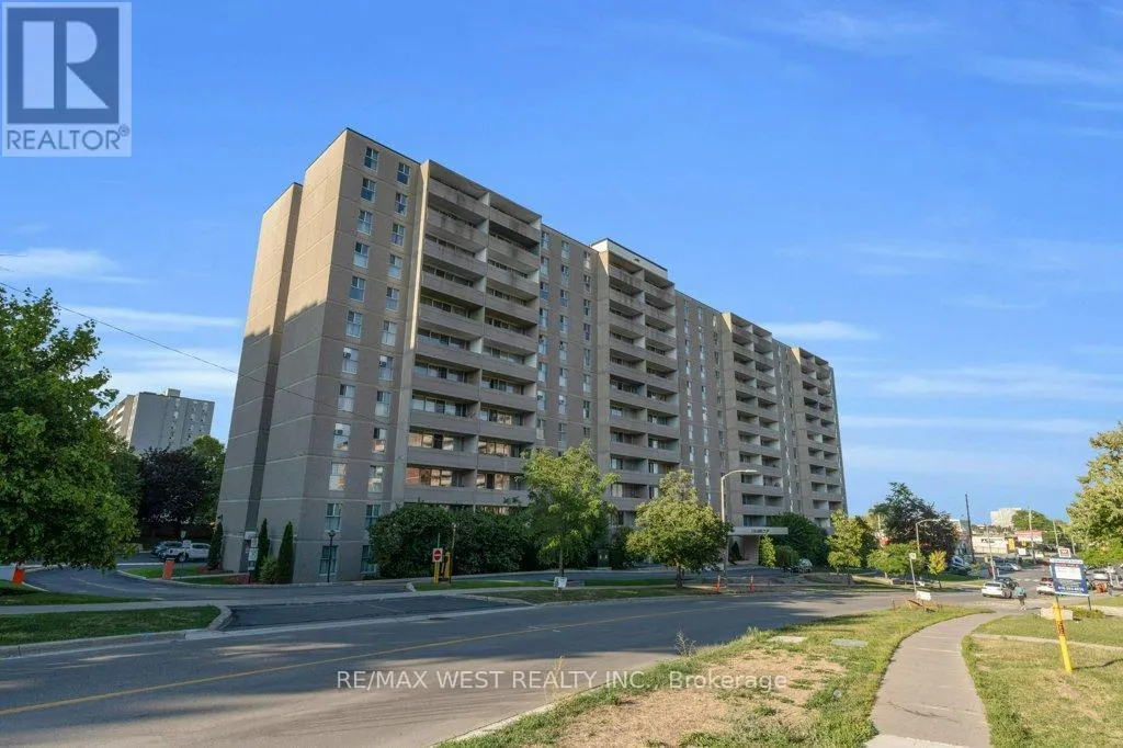 203 - 2 GLAMORGAN AVENUE