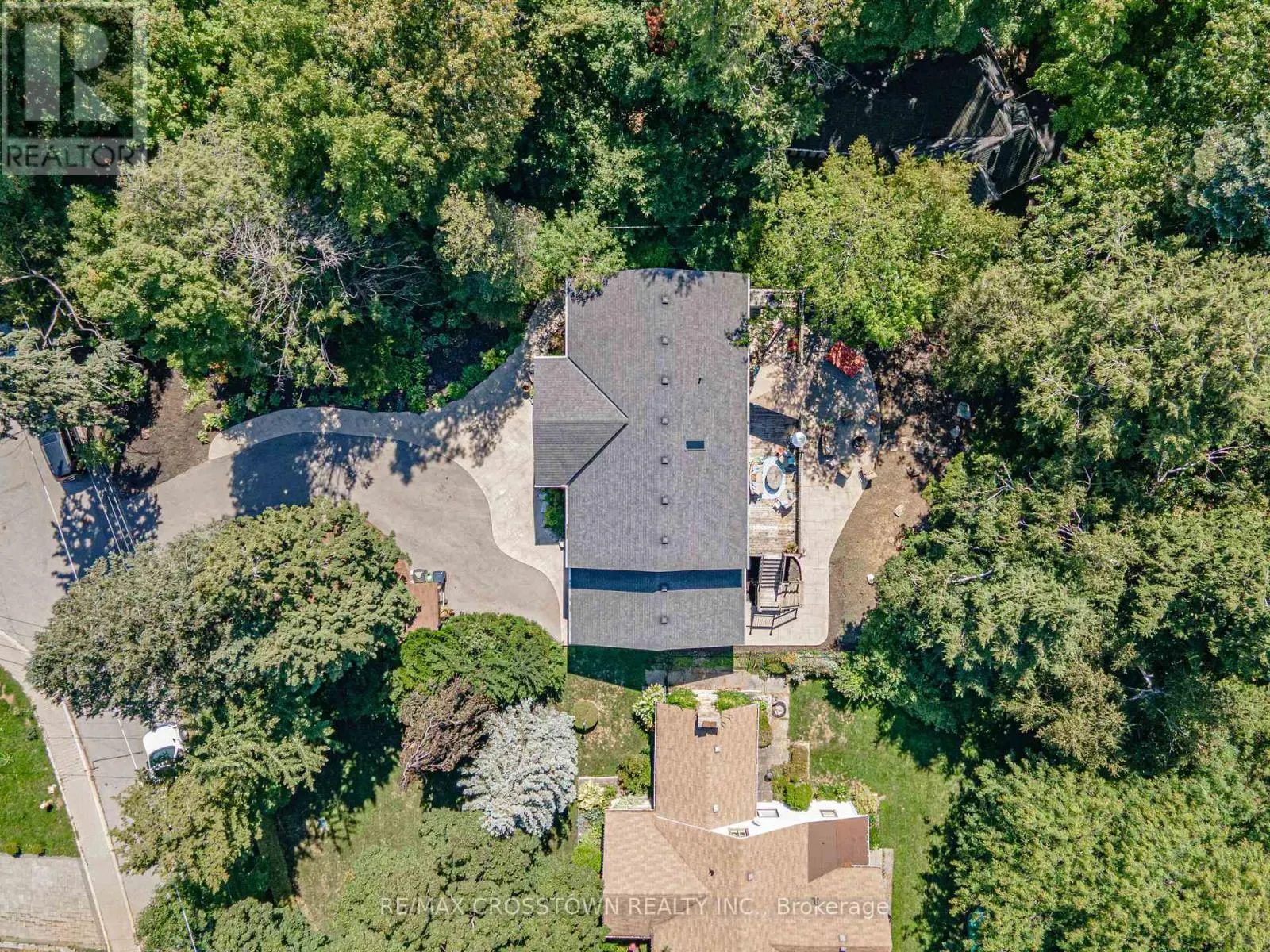 50 CHINE DRIVE