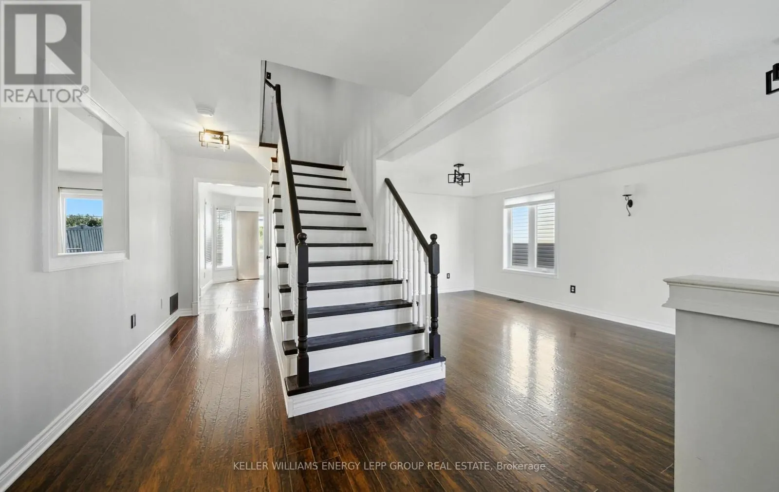 6 HAMMOND STREET