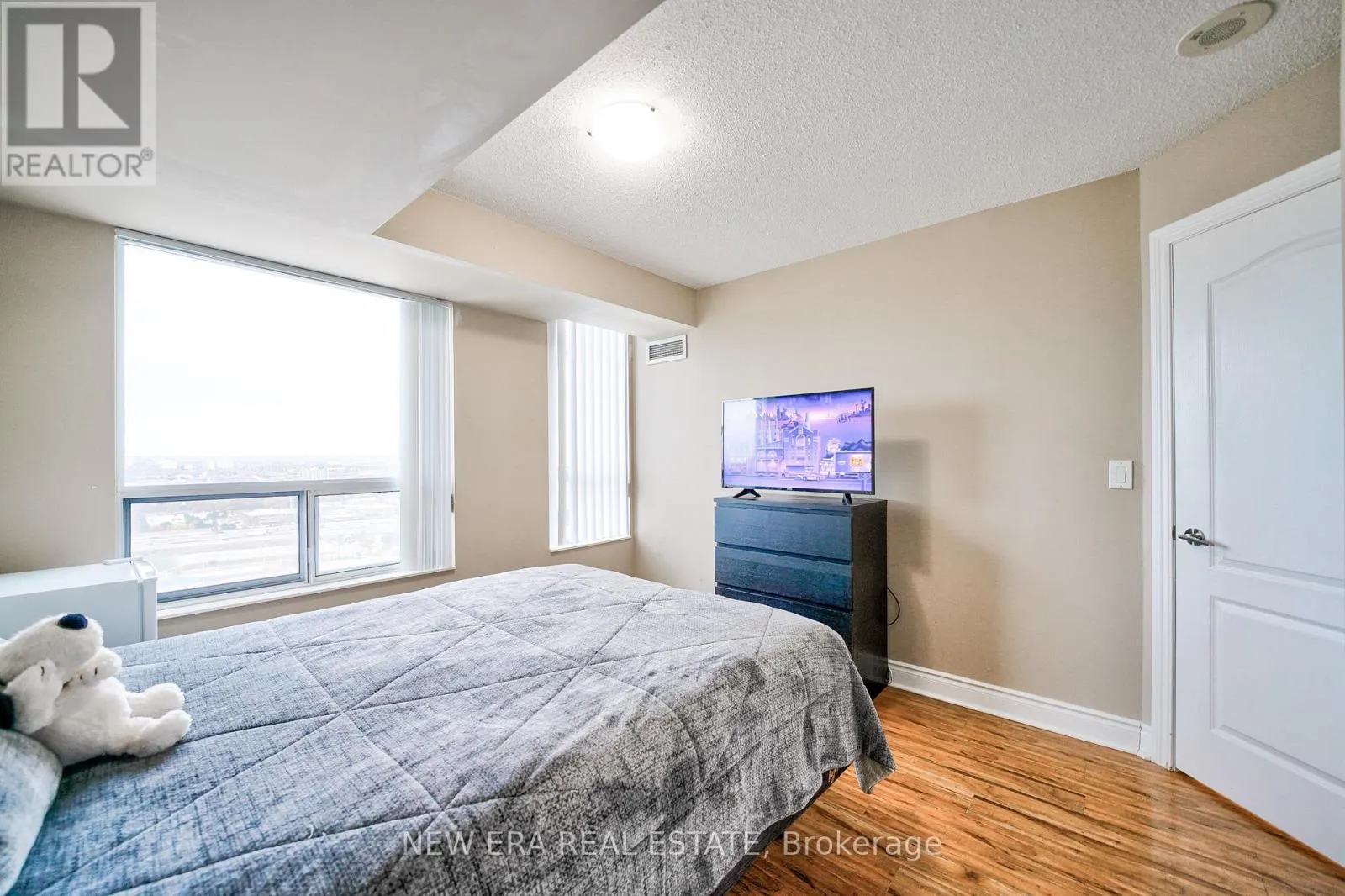 3105 - 60 BRIAN HARRISON WAY