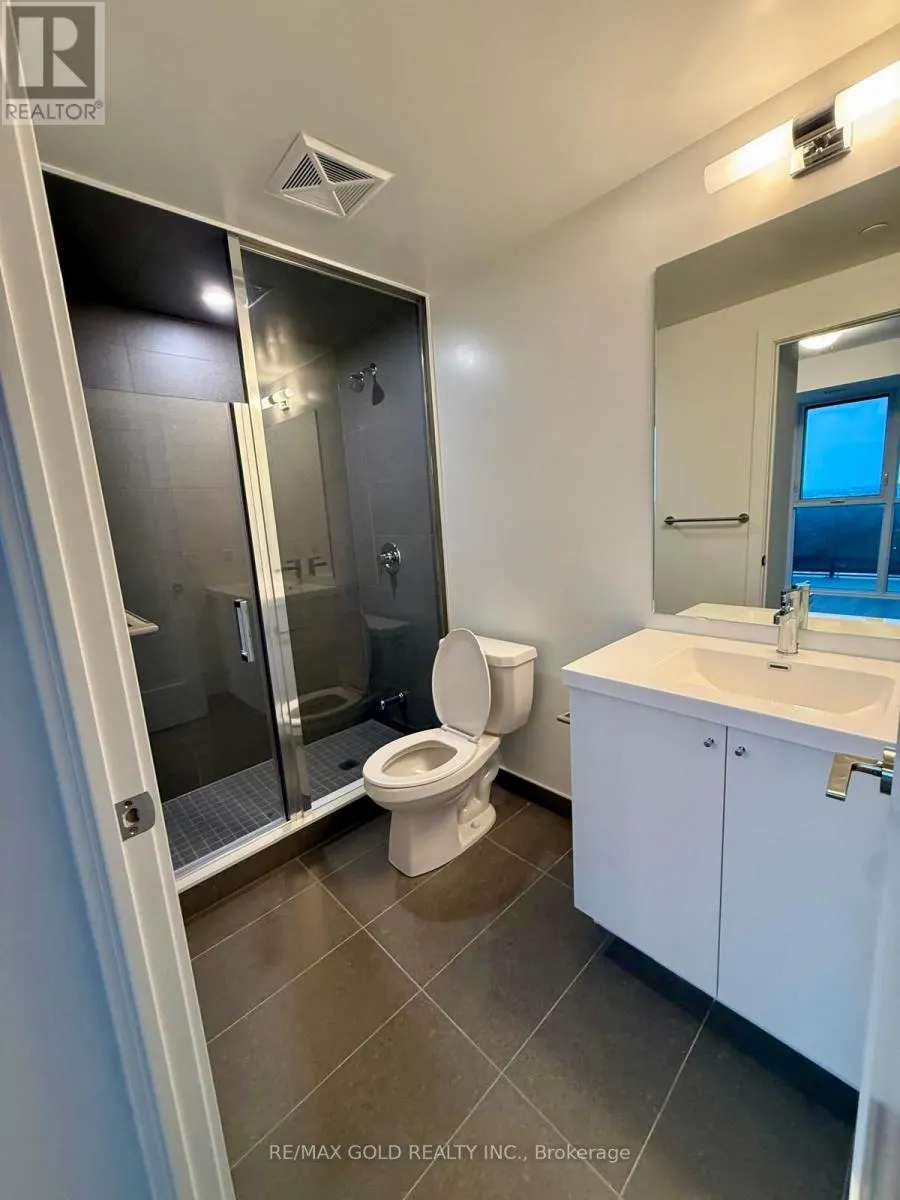 1206 - 2545 SIMCOE STREET N