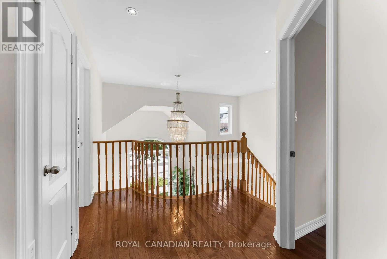 70 MORLAND CRESCENT
