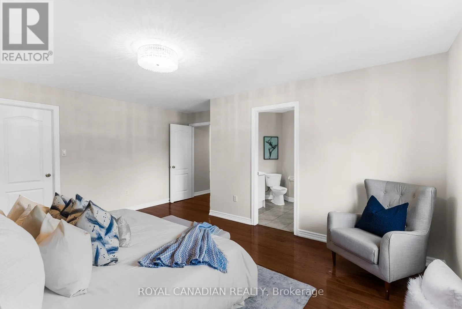 70 MORLAND CRESCENT