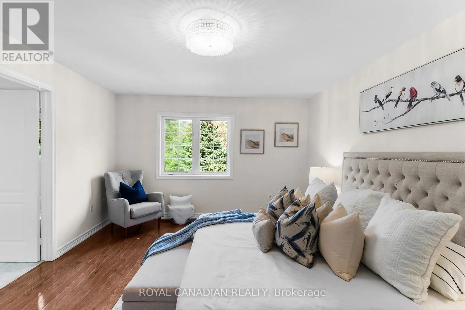 70 MORLAND CRESCENT