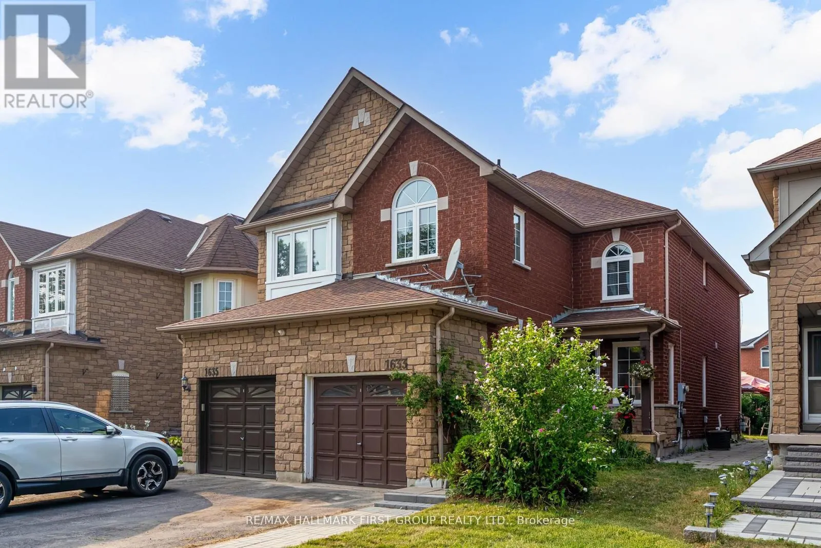 1633 AUTUMN CRESCENT