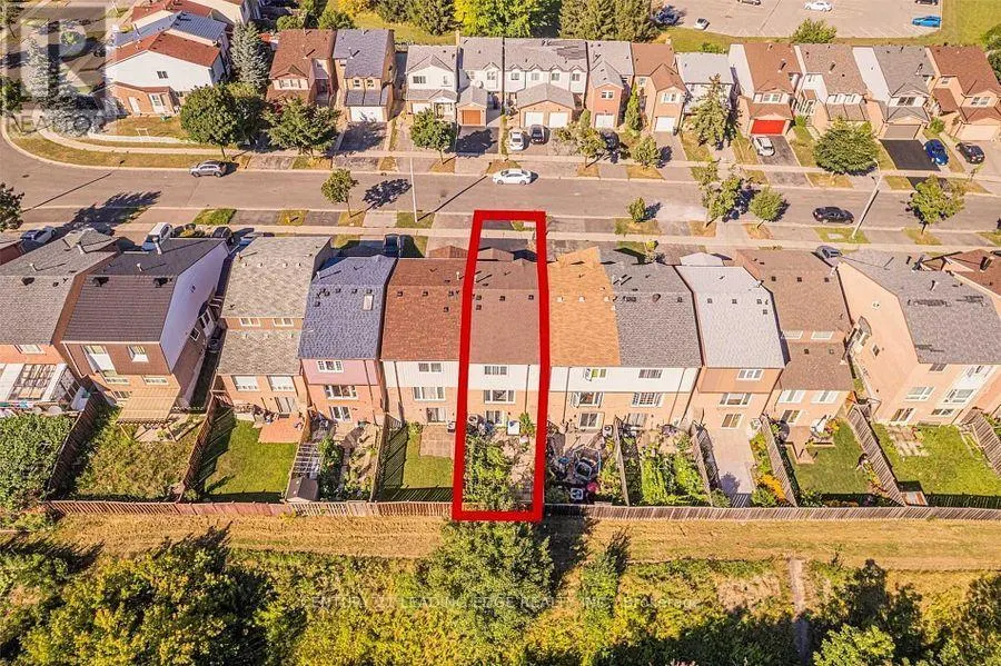 18 TAMBROOK DRIVE