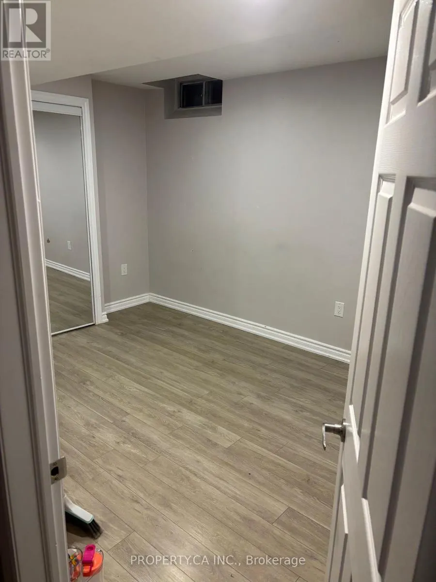 BASEMENT ROOM - 992 RIDGE VALLEY DRIVE