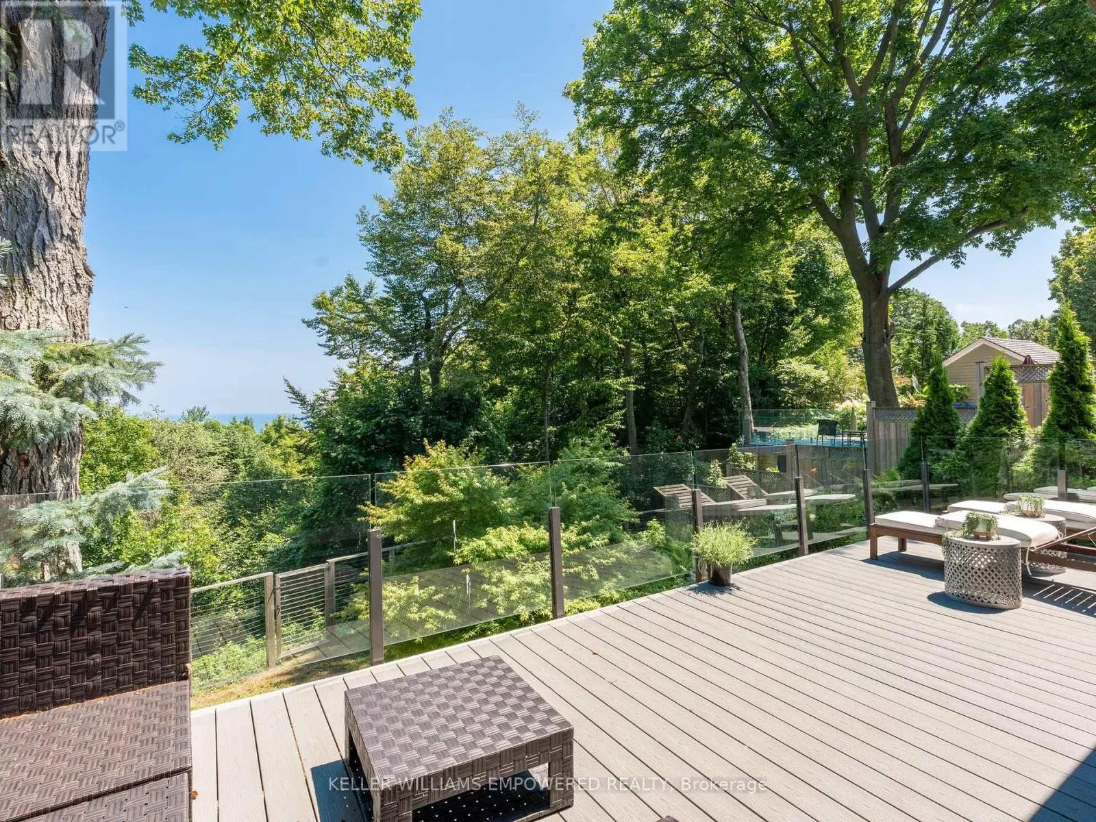 9 FENWOOD HEIGHTS