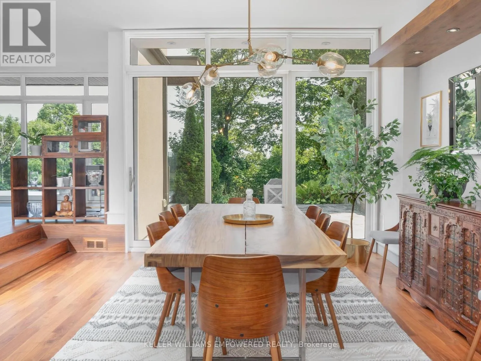 9 FENWOOD HEIGHTS