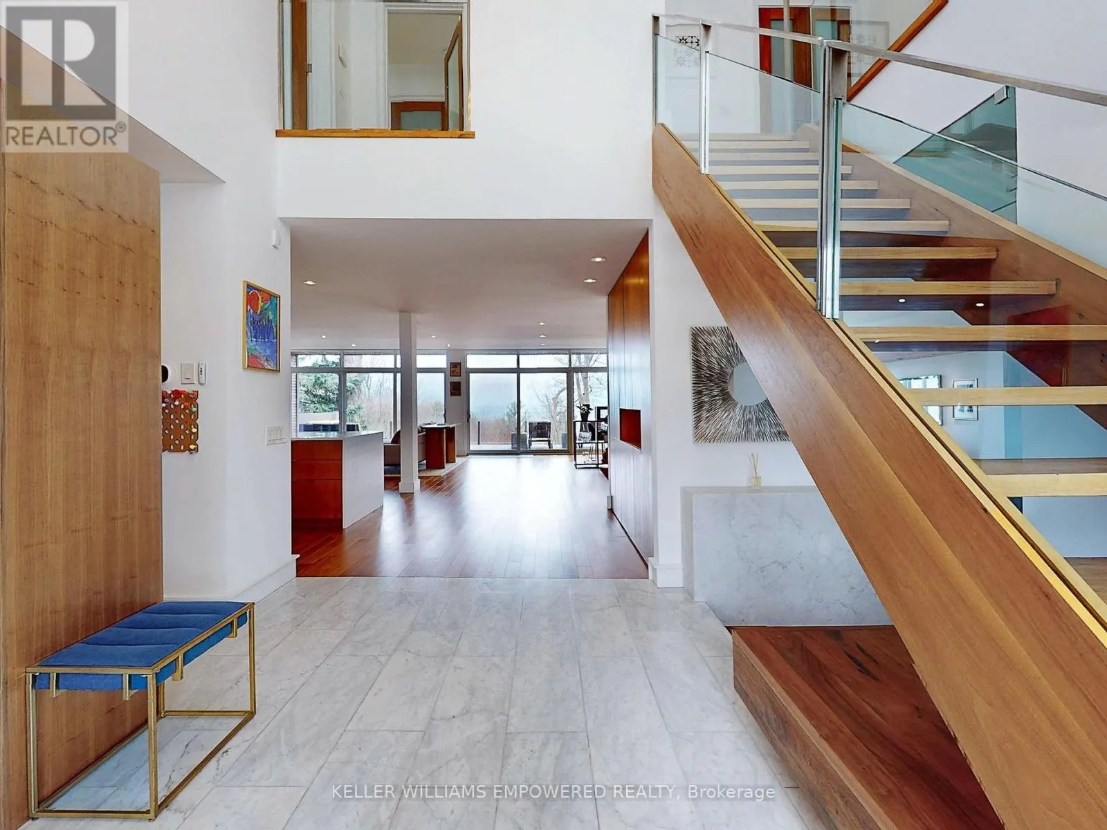 9 FENWOOD HEIGHTS