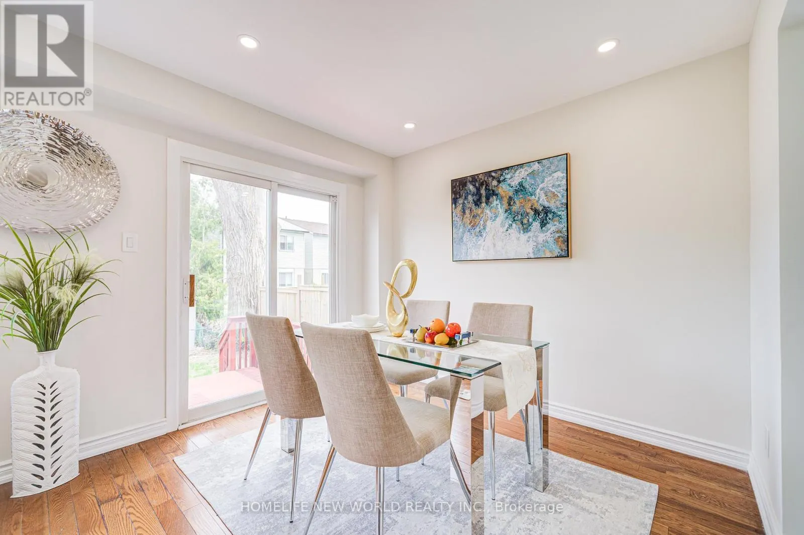 27 MASSIE STREET