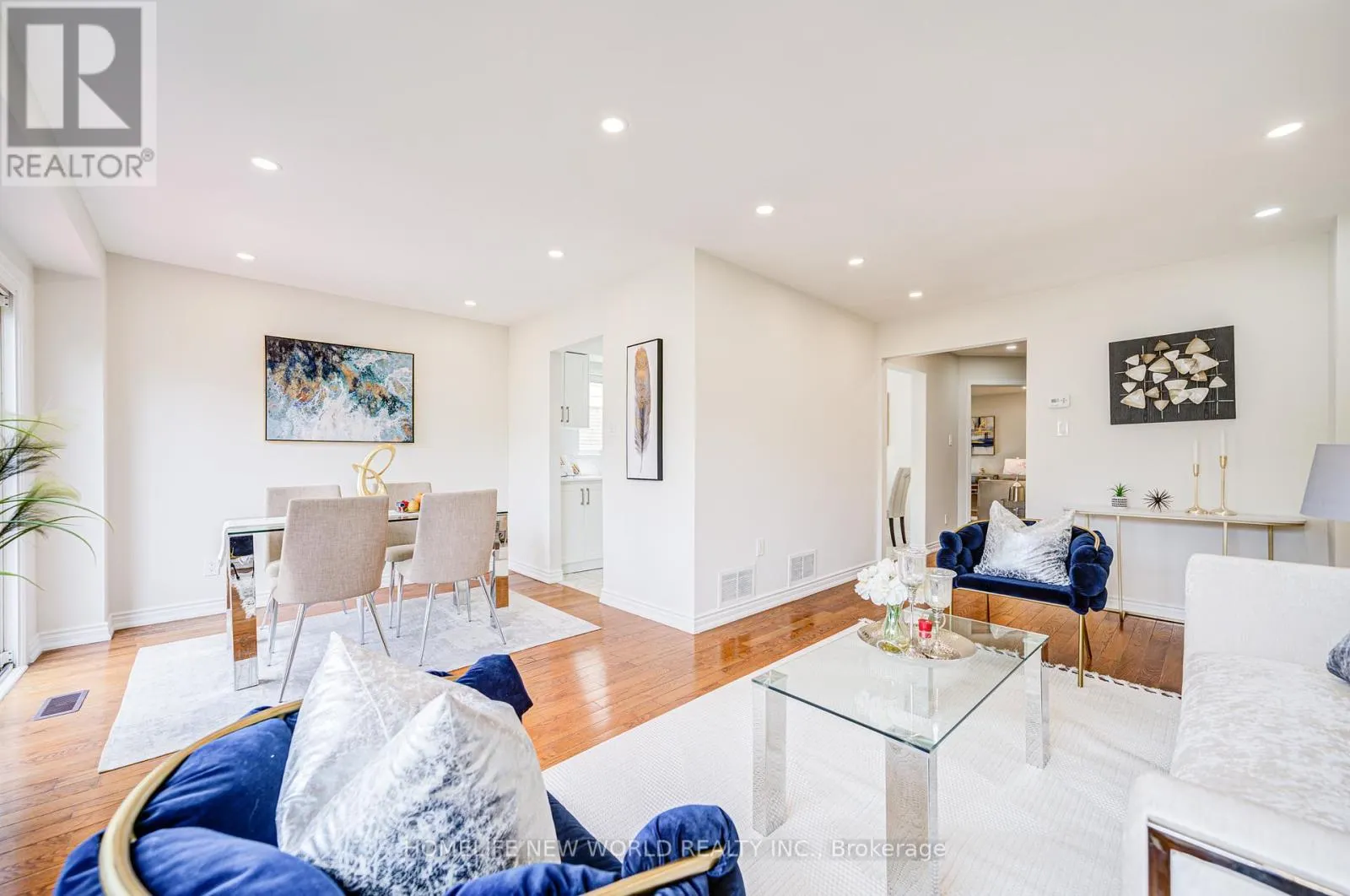 27 MASSIE STREET