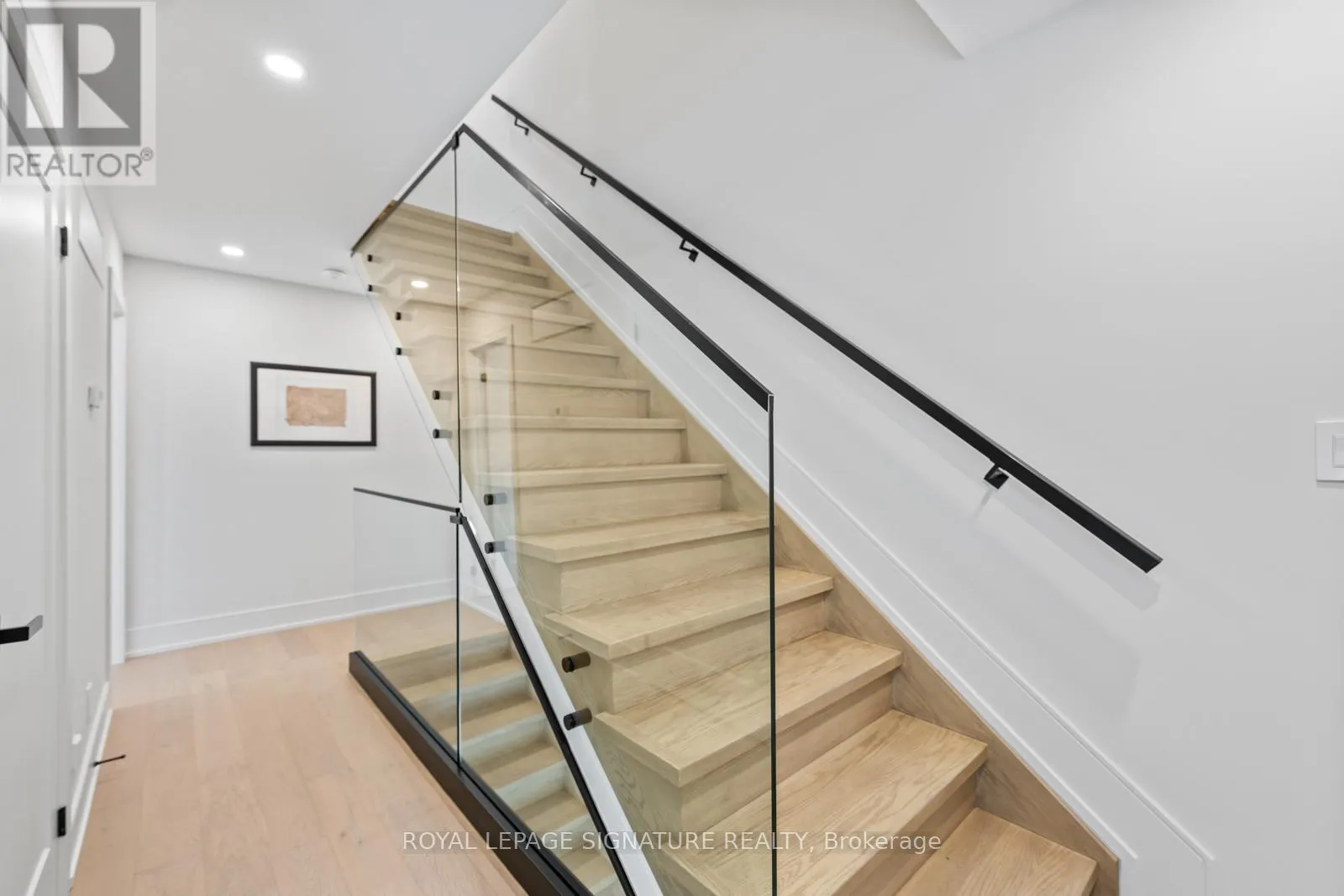 24 HARRIET STREET