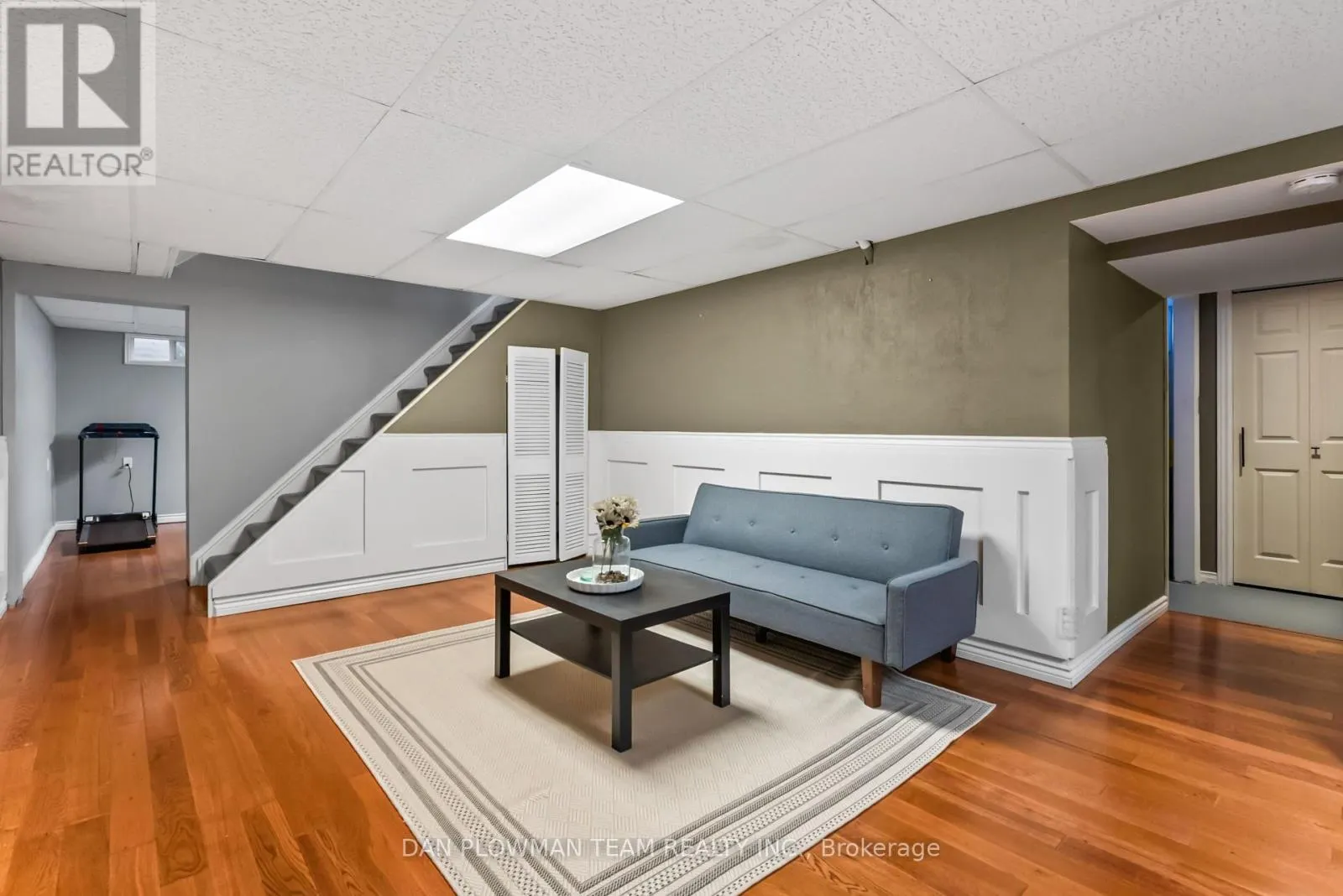 3 HAWKSTONE CRESCENT