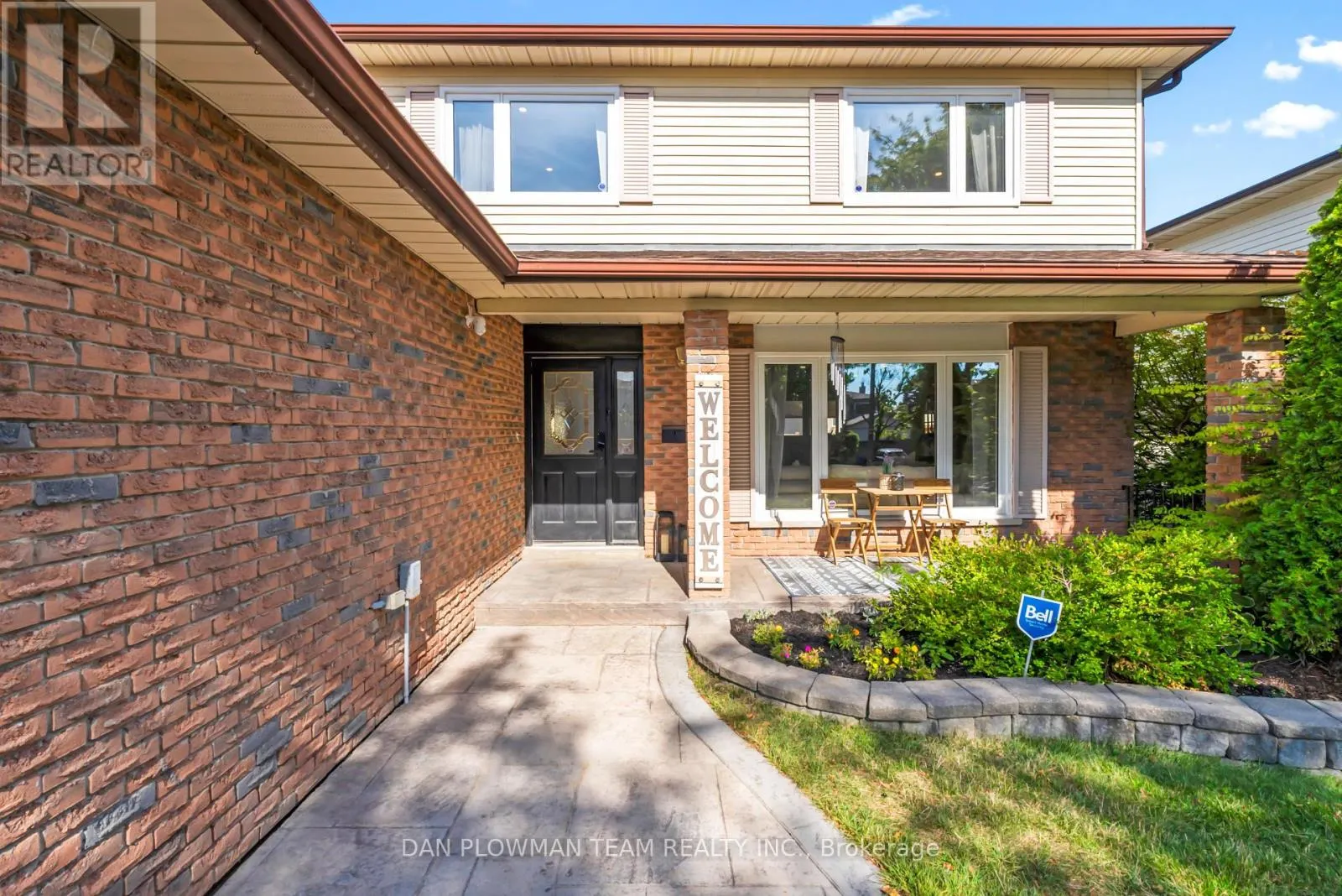 3 HAWKSTONE CRESCENT
