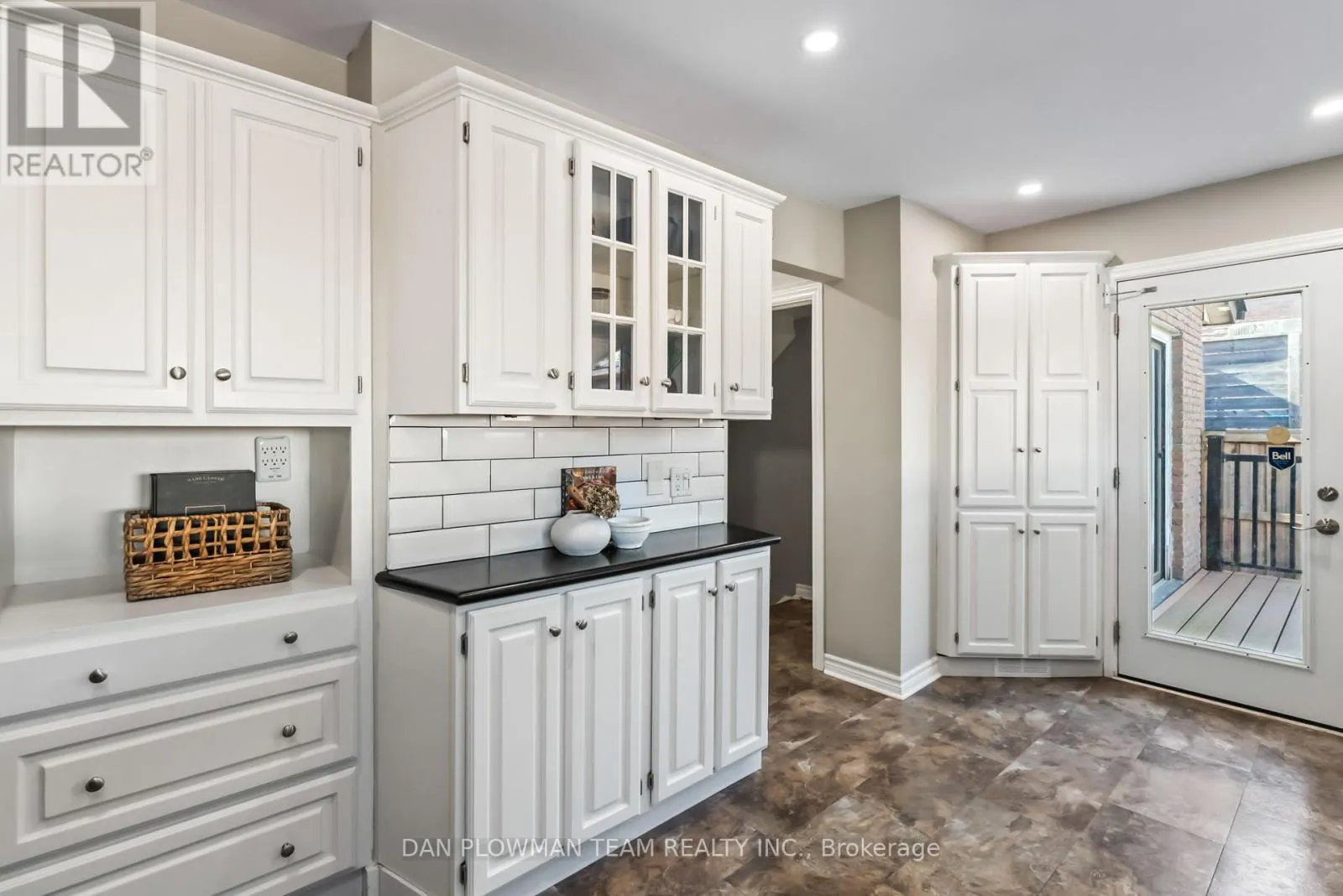 3 HAWKSTONE CRESCENT