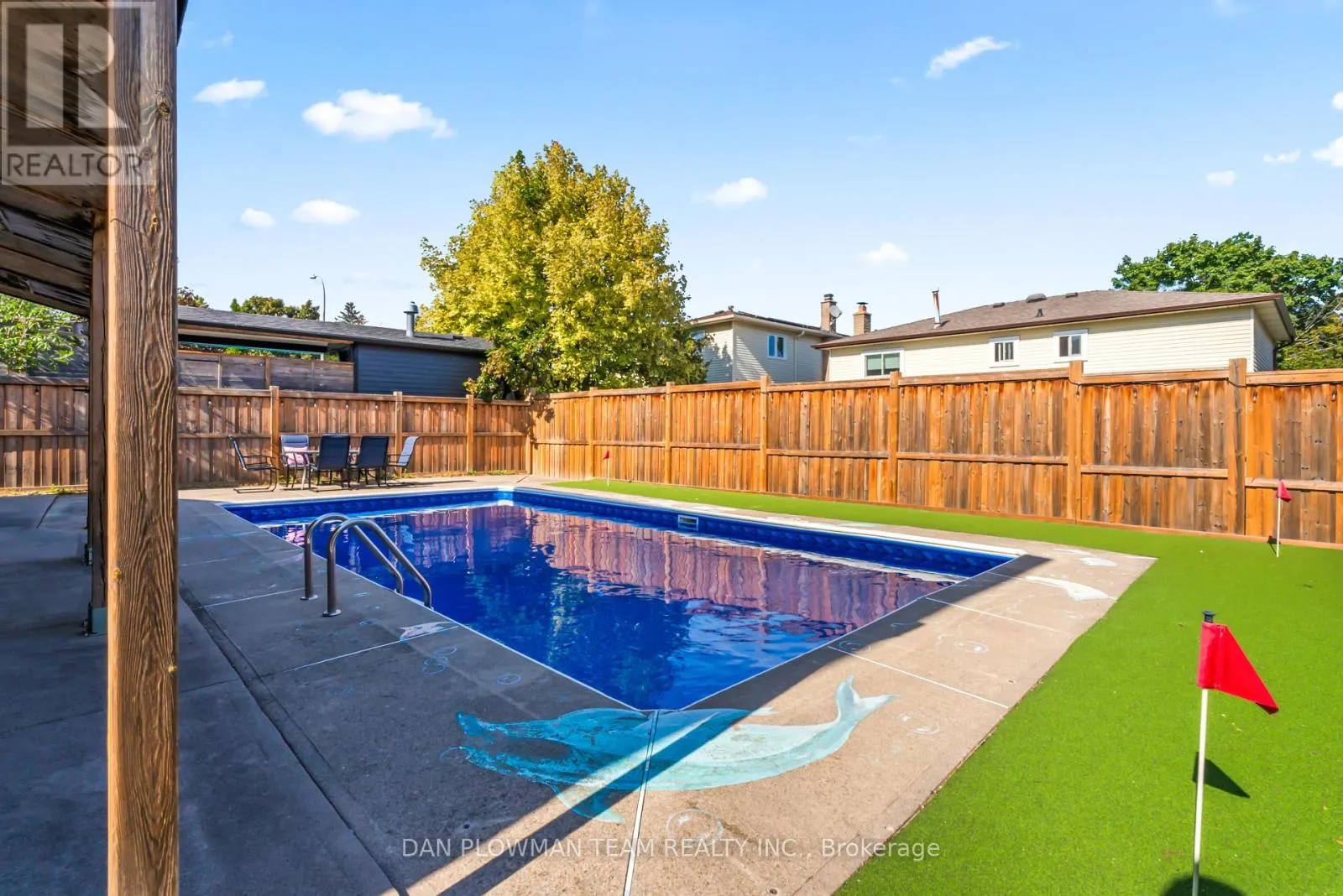 3 HAWKSTONE CRESCENT
