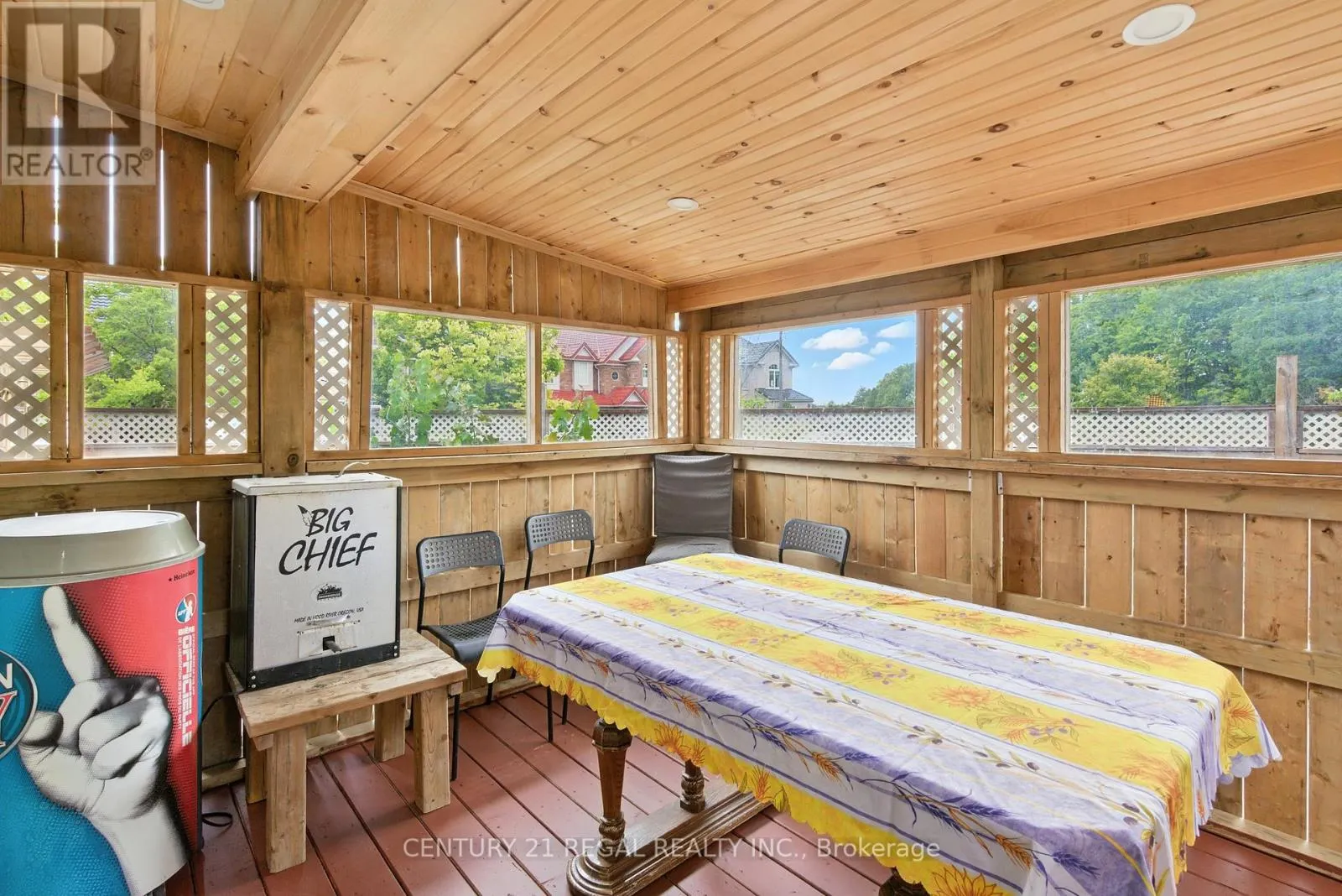 3 OSPREY COURT
