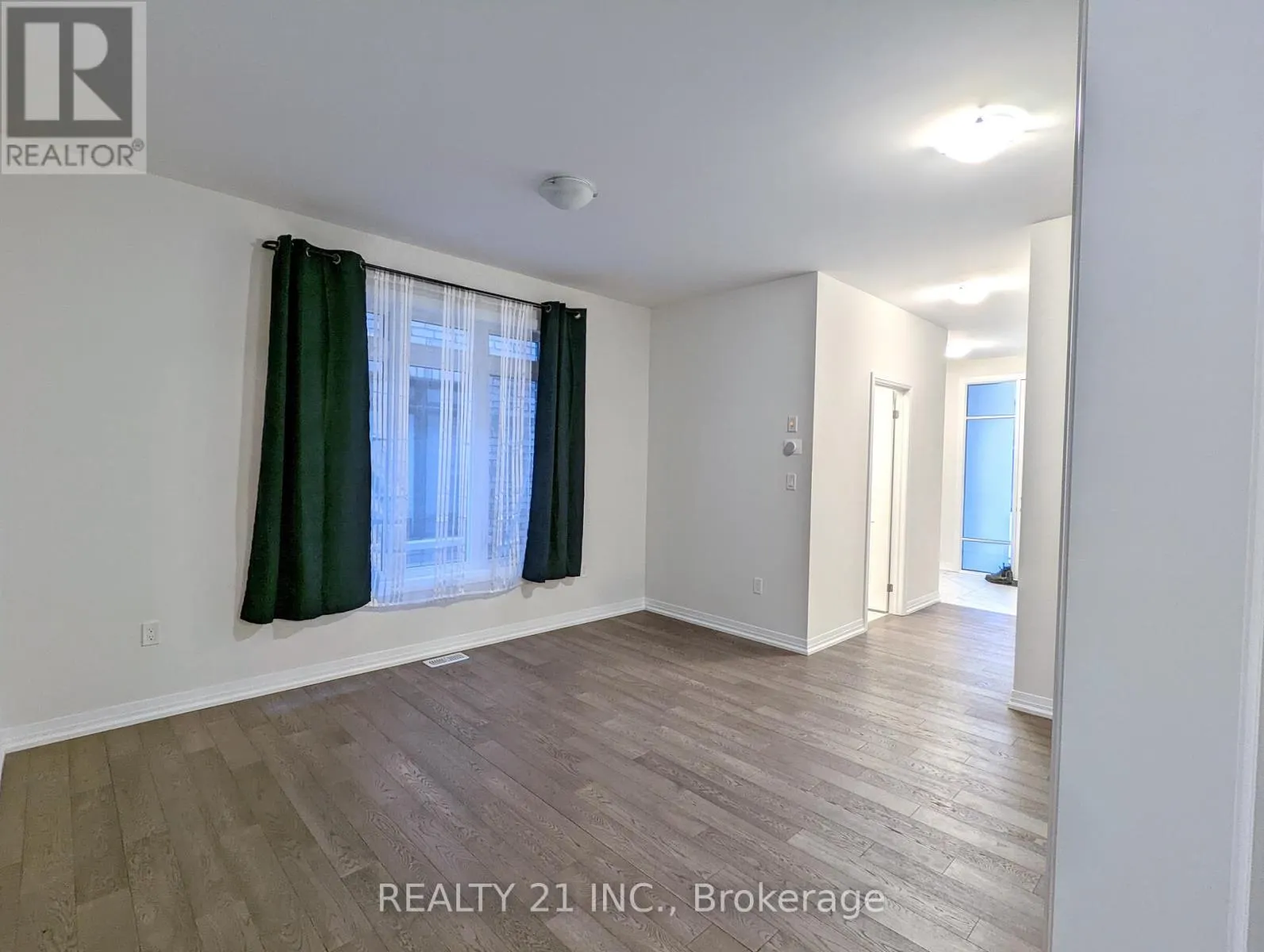 5 ARKSEY STREET