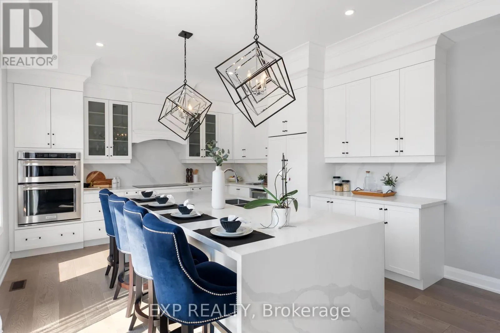 63 CHARLES TILLEY CRESCENT