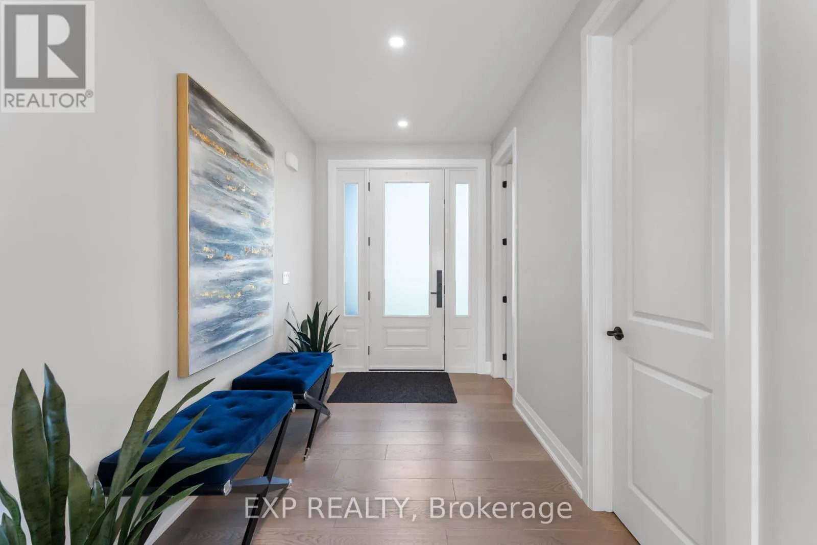 63 CHARLES TILLEY CRESCENT