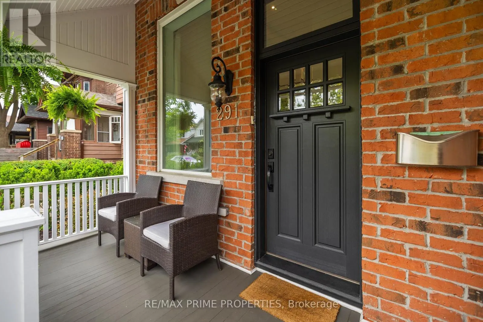 291 KINGSWOOD ROAD