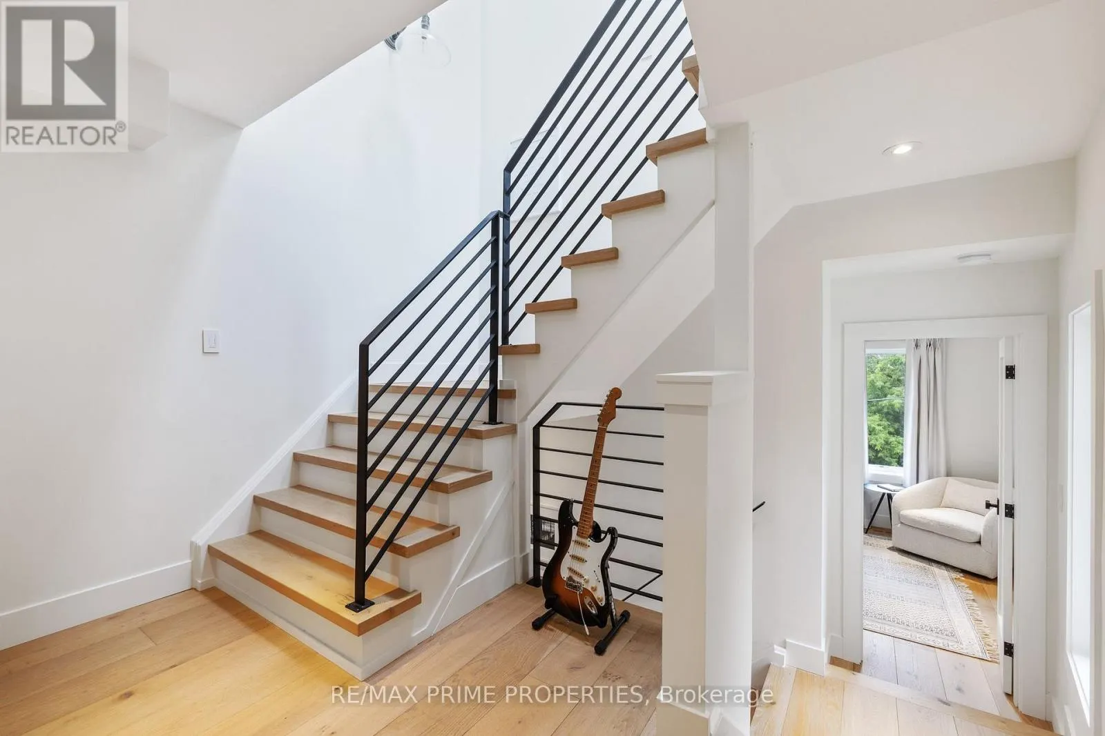 291 KINGSWOOD ROAD