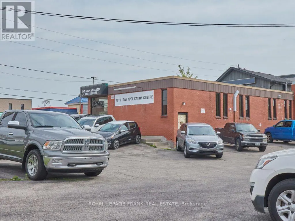 349 KING STREET W
