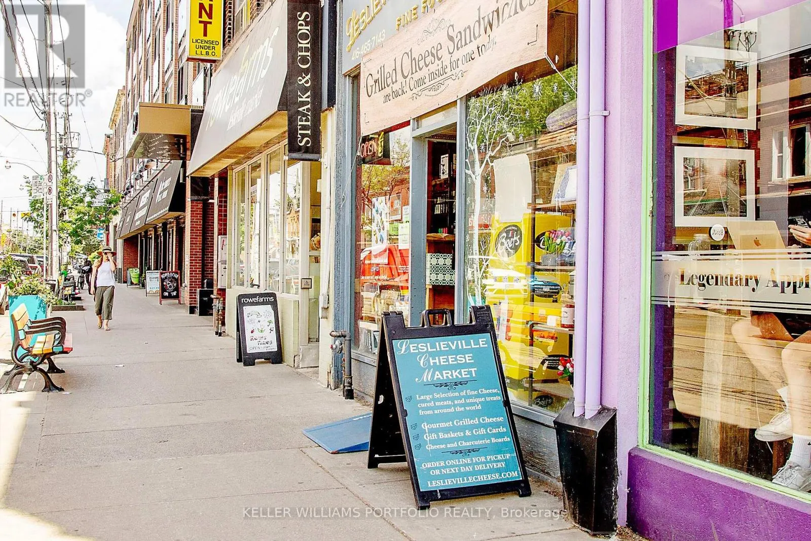 706 - 1201 DUNDAS STREET E