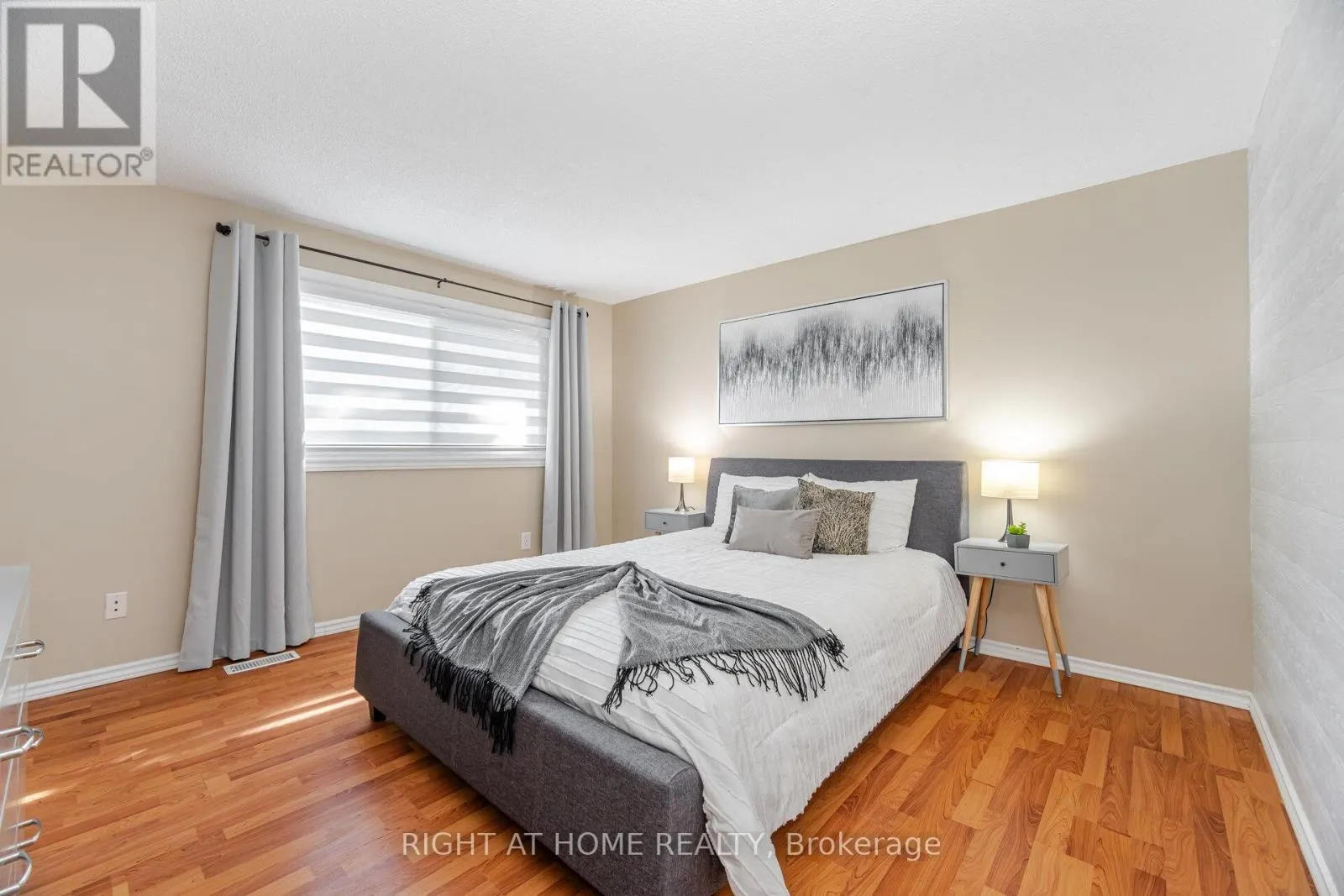 # 45 - 907 BURNS STREET W