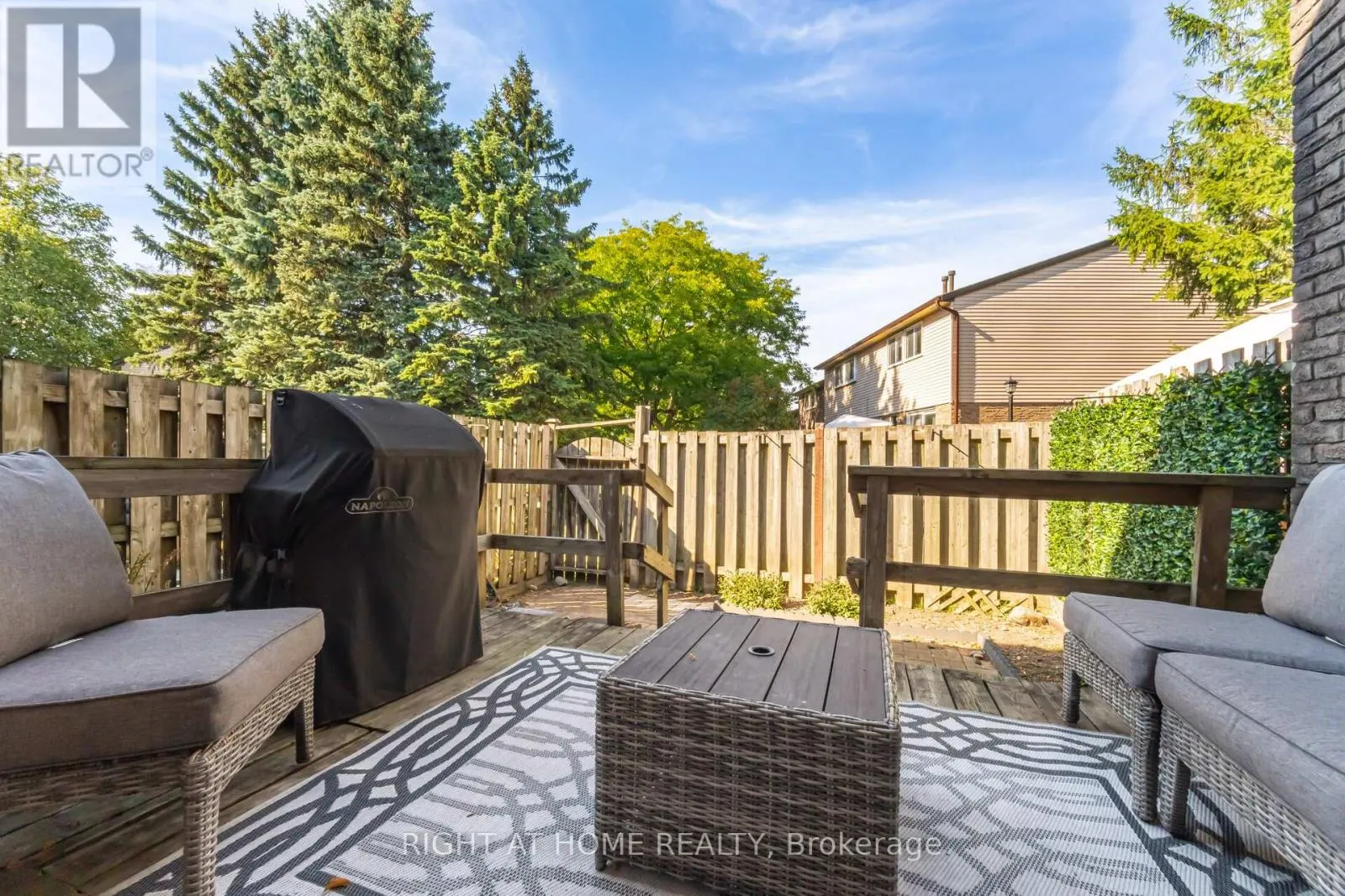 # 45 - 907 BURNS STREET W