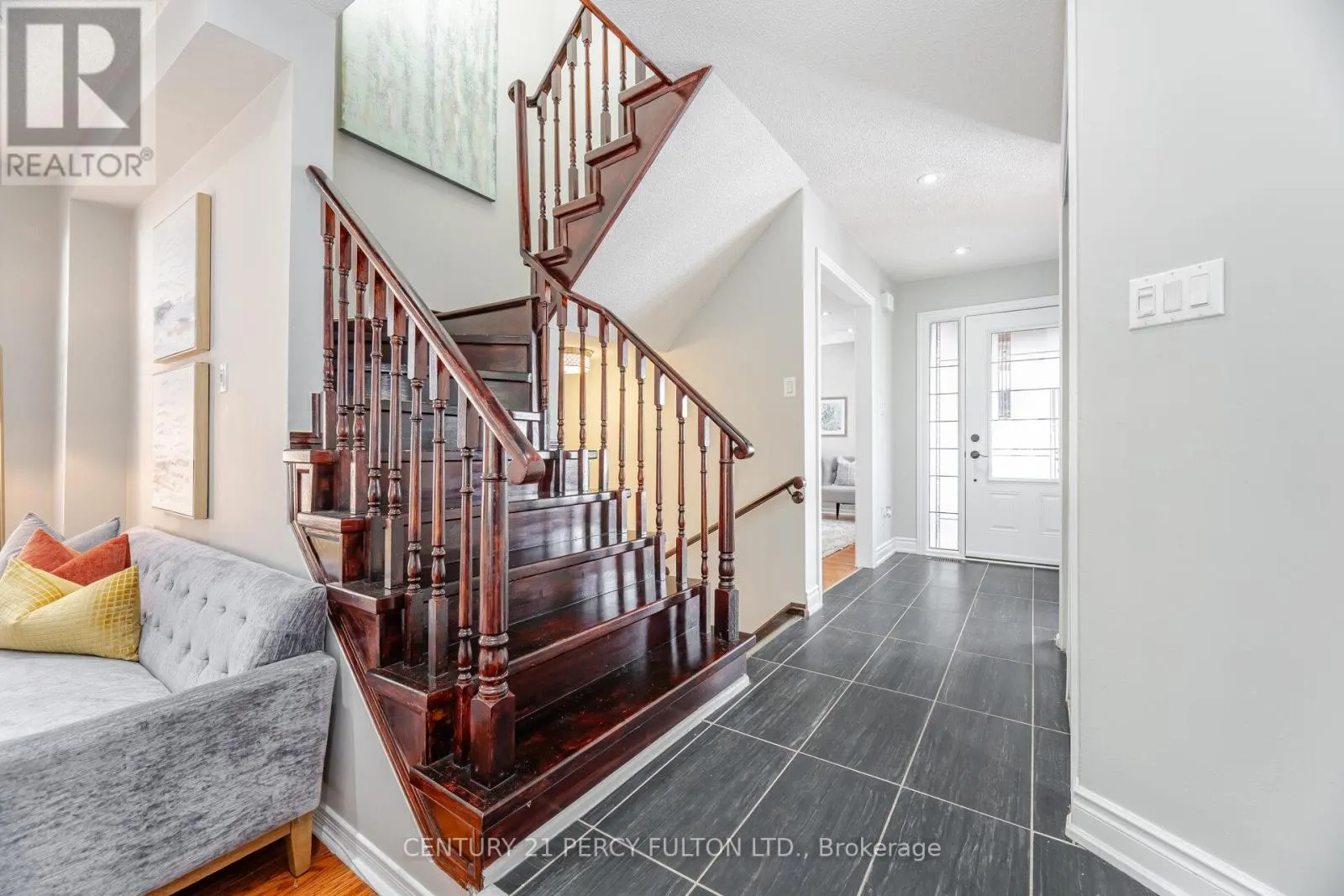 4 RADFORD DRIVE