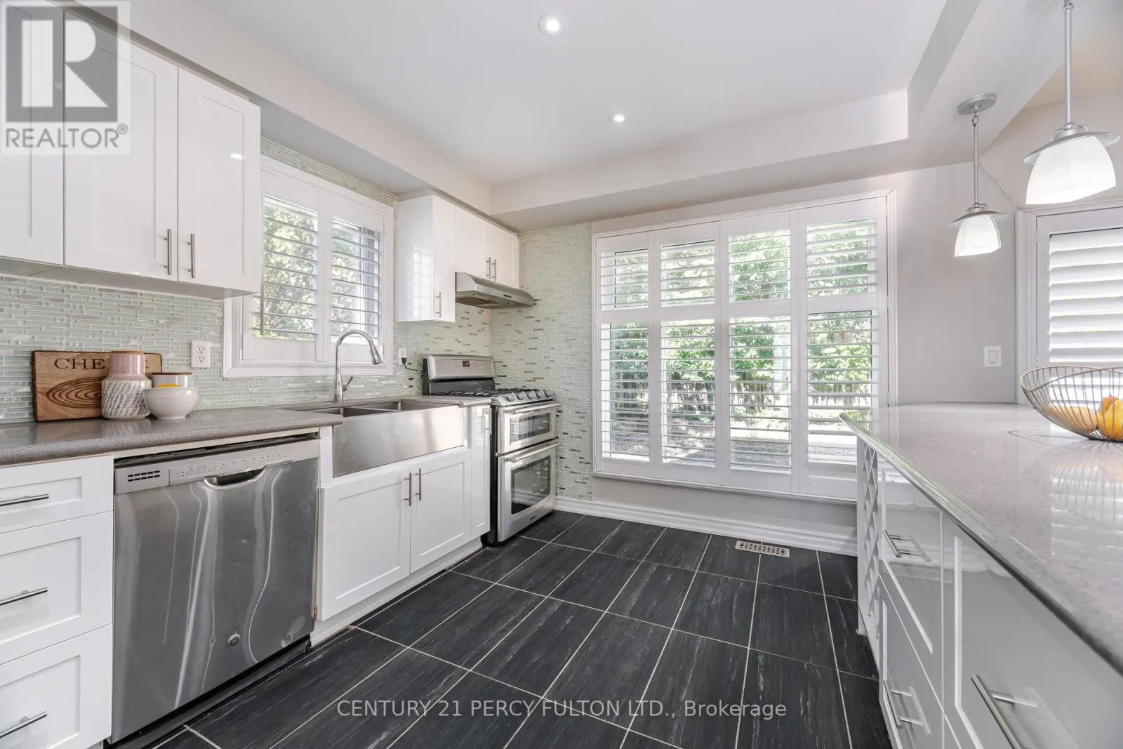4 RADFORD DRIVE