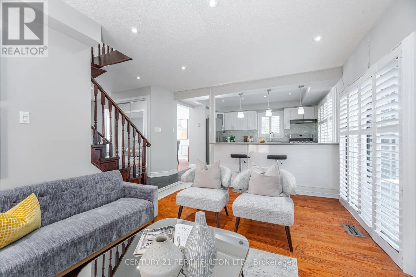 4 RADFORD DRIVE