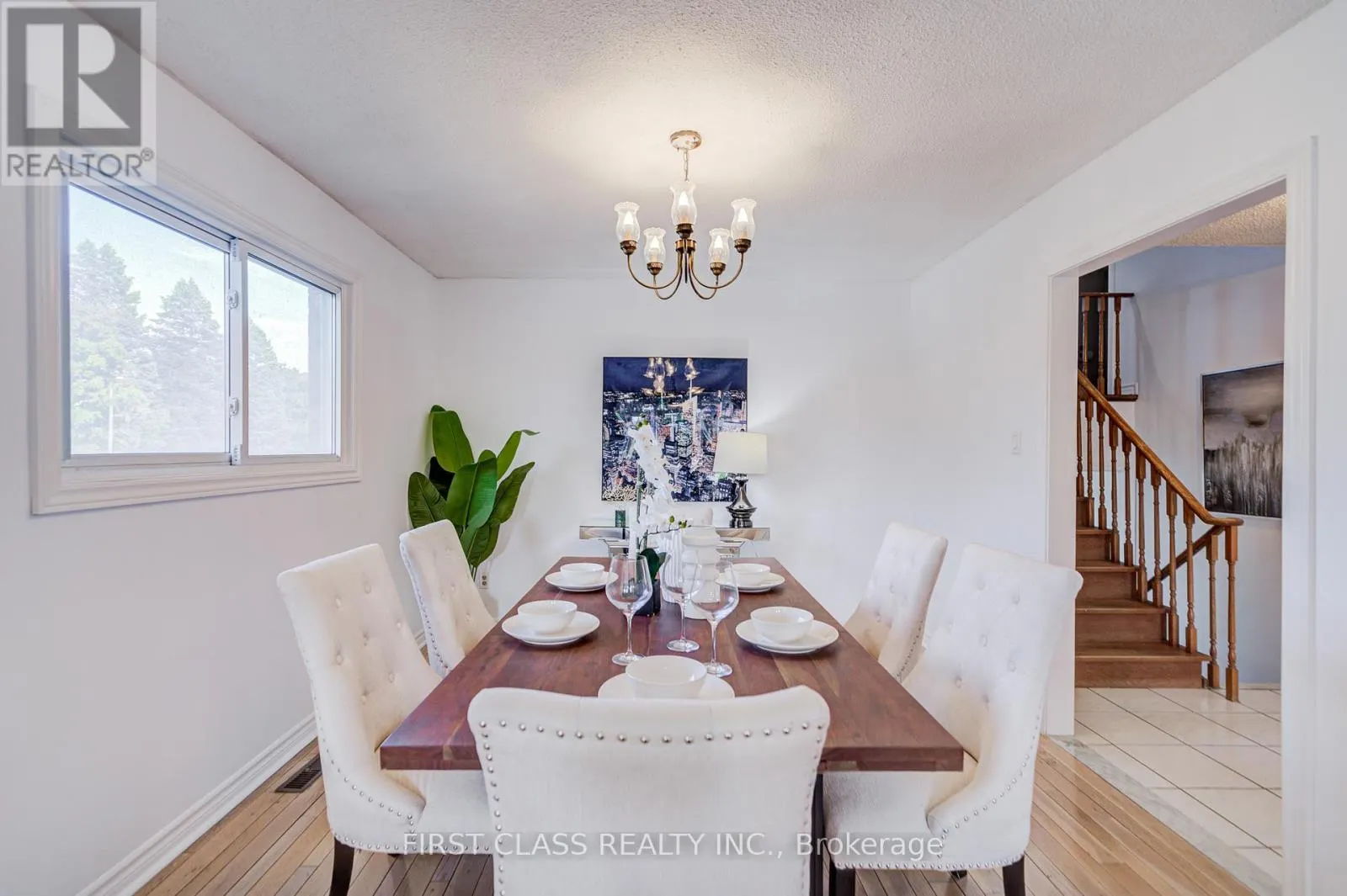 53 TREETOPS COURT